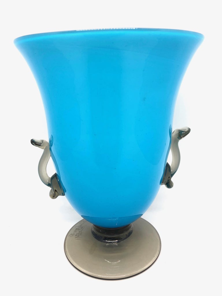 Neoclassical Murano Blue and Smoked Art Glass Urn Vase, Signed by Roberto Rossi, Italy For Sale
