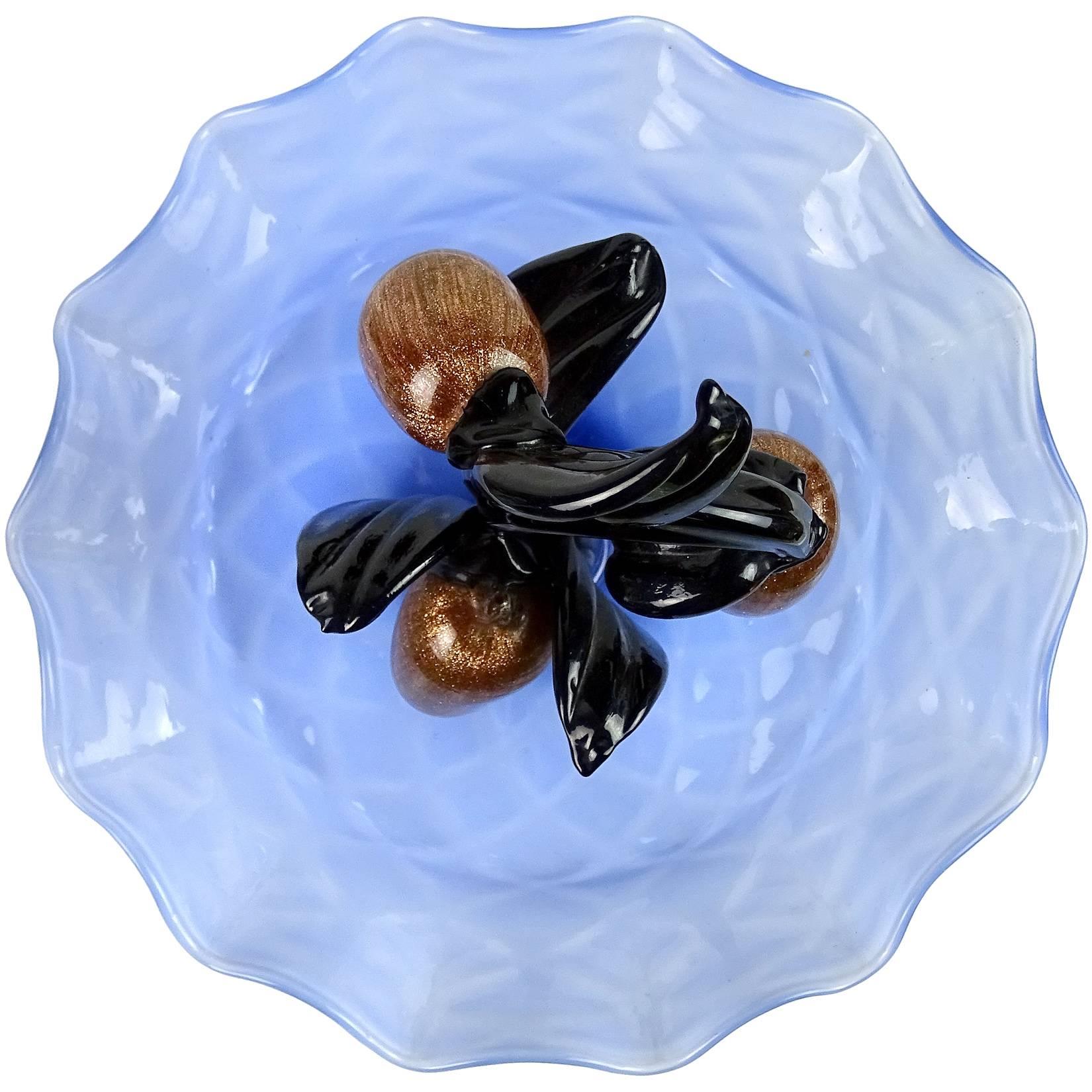 Hand-Crafted Murano Blue Bowl Black Leafs Aventurine Fruit Italian Art Deco Glass Sculpture For Sale