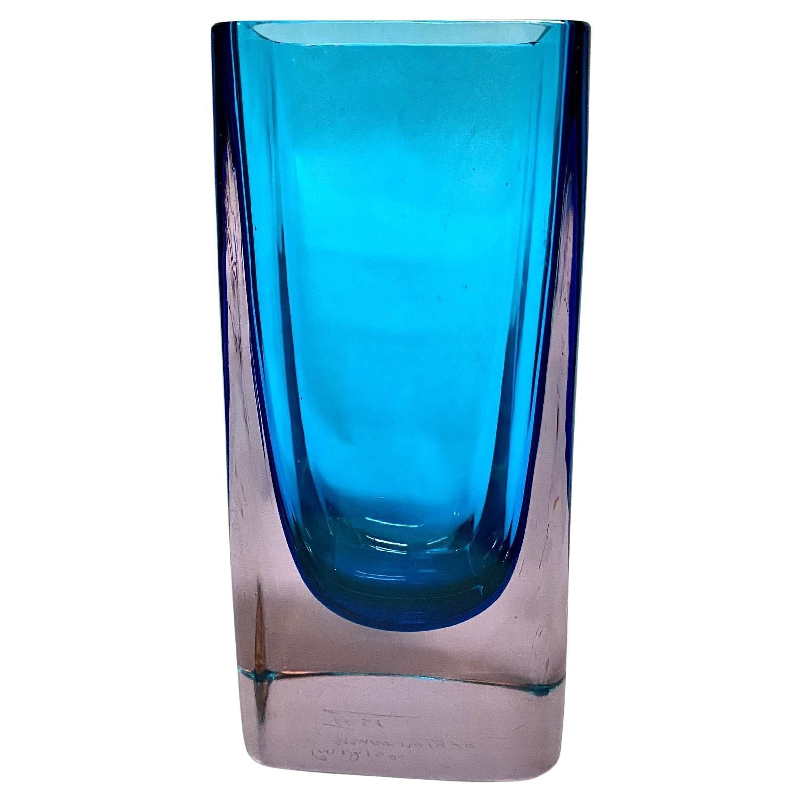 Jarrón "Sommerso" de Fabio Tosi para Cenedese, de cristal azul de Murano en venta
