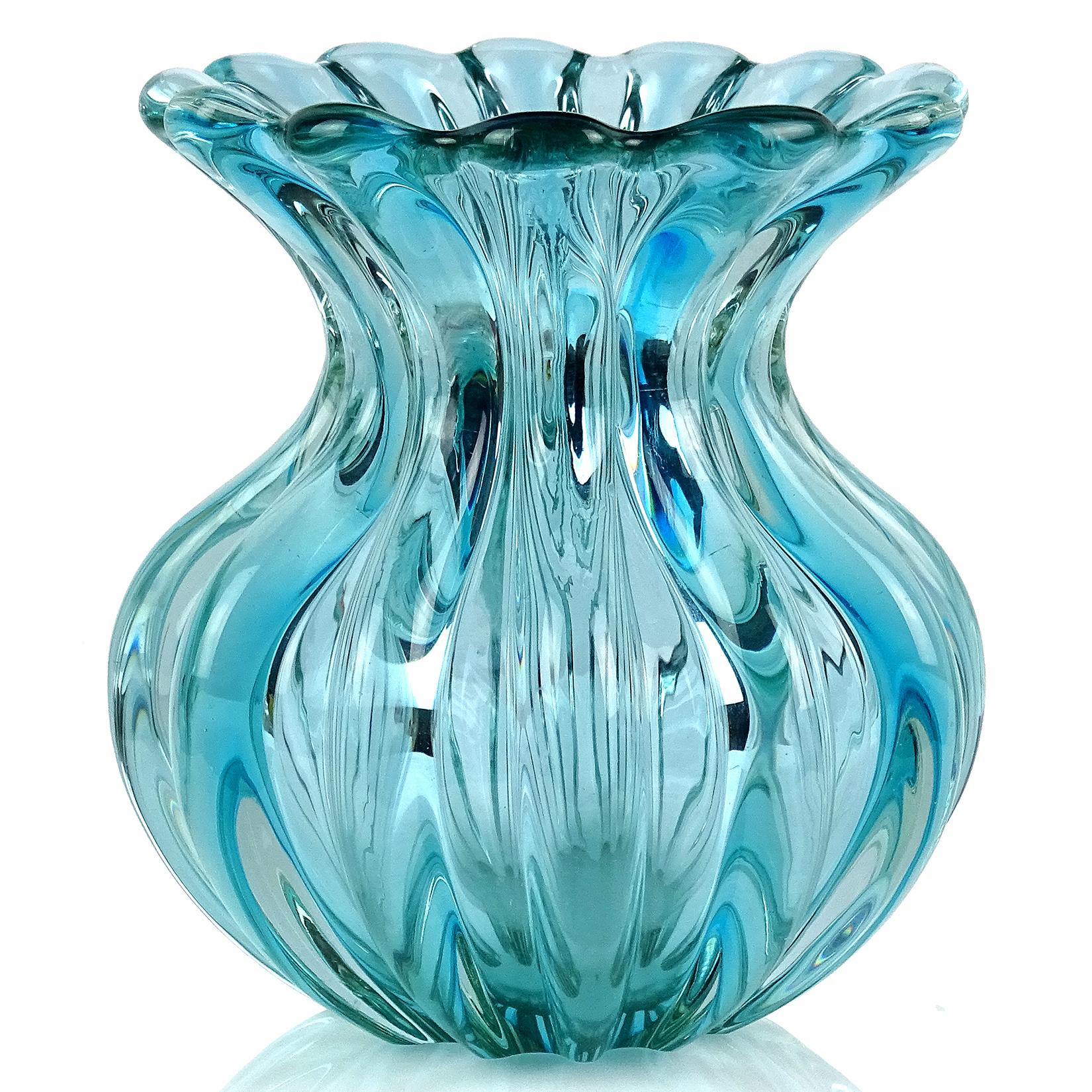 Mid-Century Modern Murano Blue Purple Alexandrite Italian Art Glass Color Changing Flower Vase