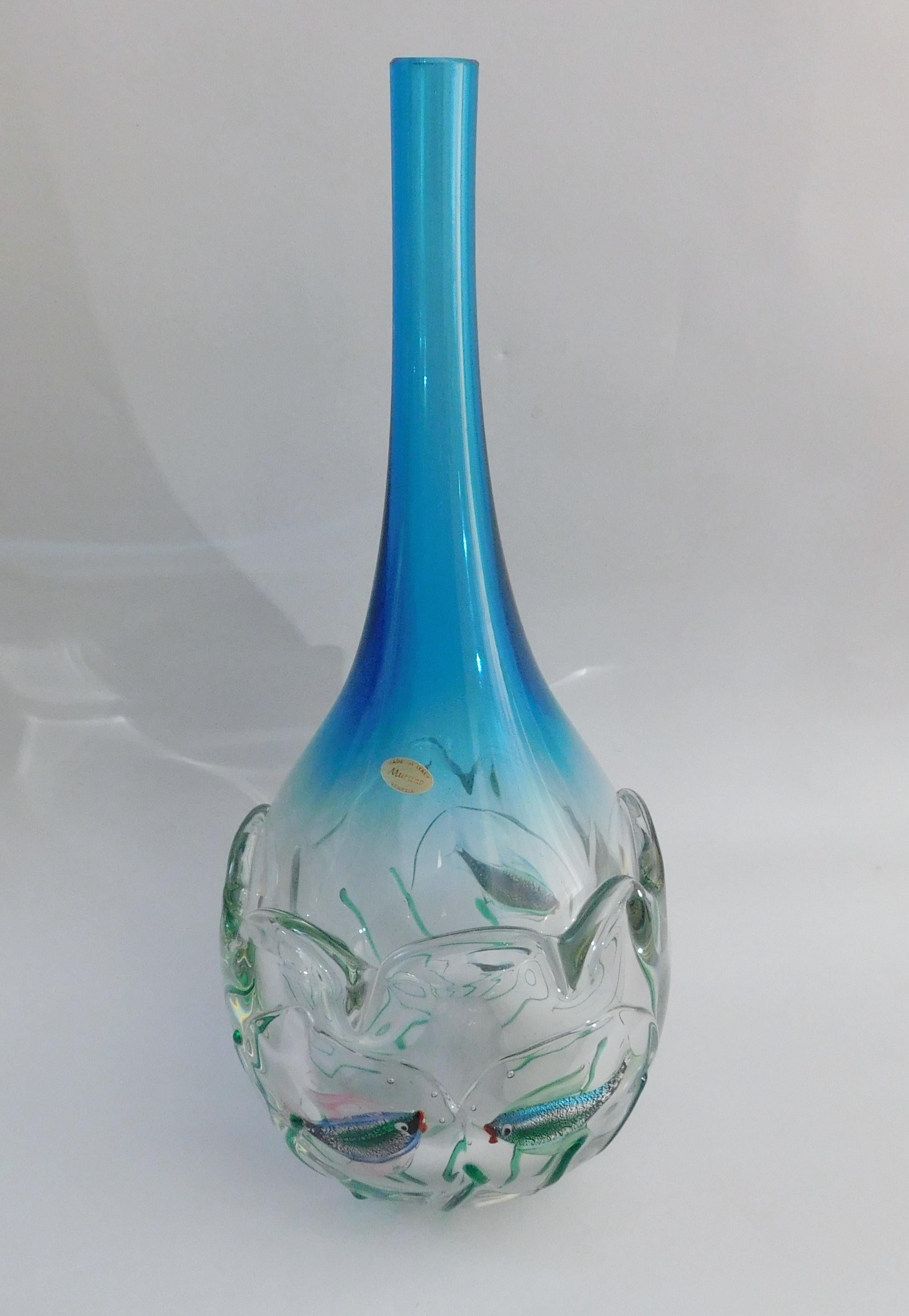Moderno Vaso blu di Murano con pesce di Sergio Costantini in vendita