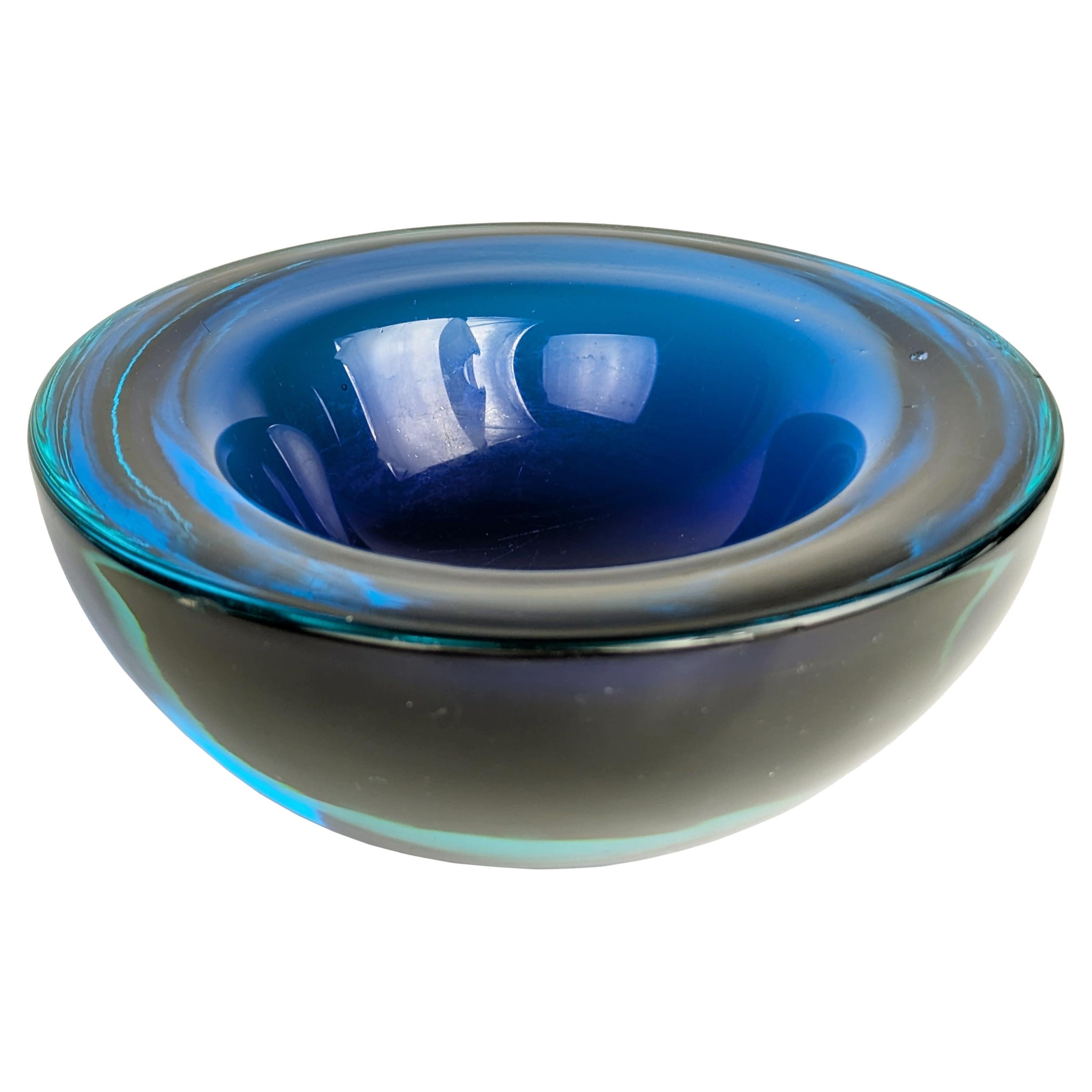 Murano Blue & violet Sommerso Glass ashtray attr. to Seguso Vetri Darte, 1960s