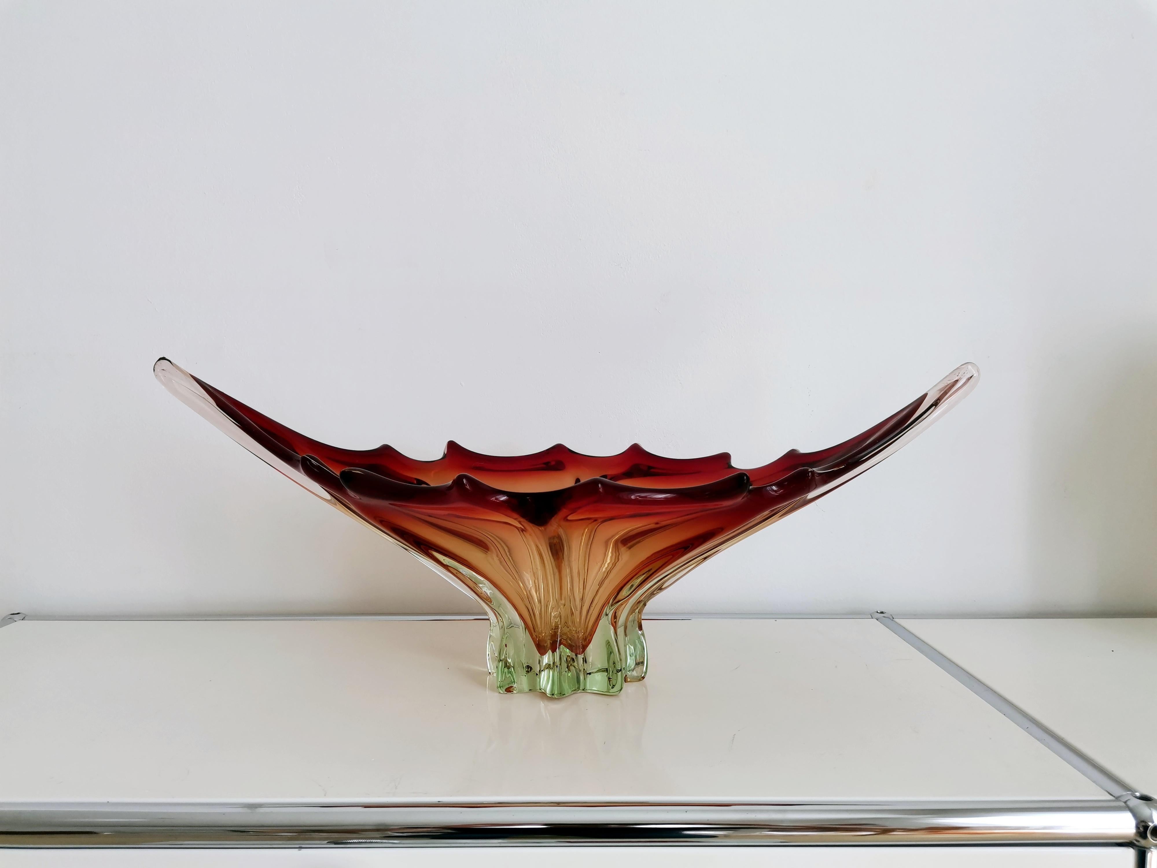 Mid-20th Century Murano Bowl, Design by Fratelli Toso, 60's For Sale