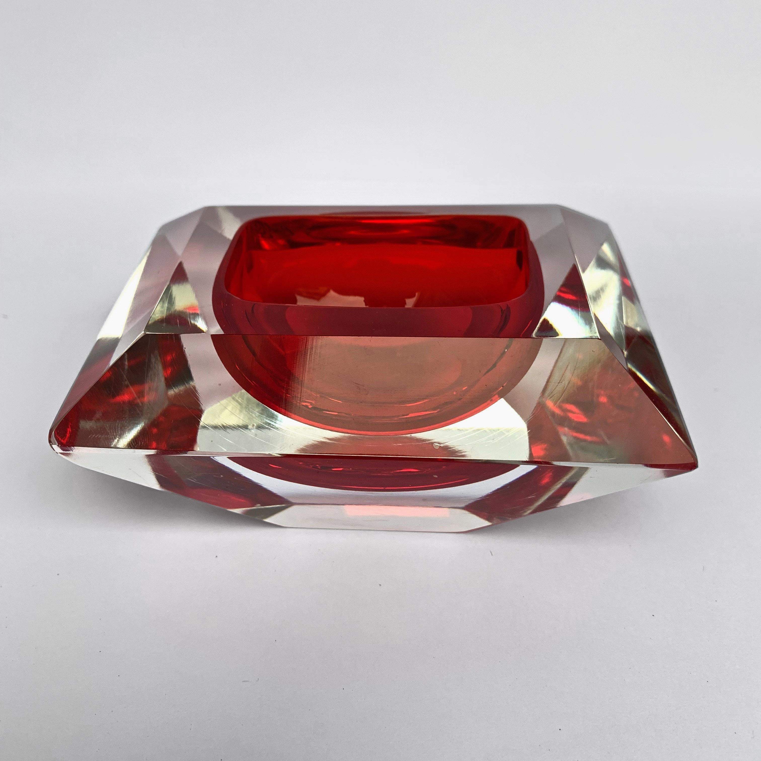 20th Century Murano bowl, Flavio Poli, submerged glass. Cut and ruby ​​color, Italy, 50s For Sale