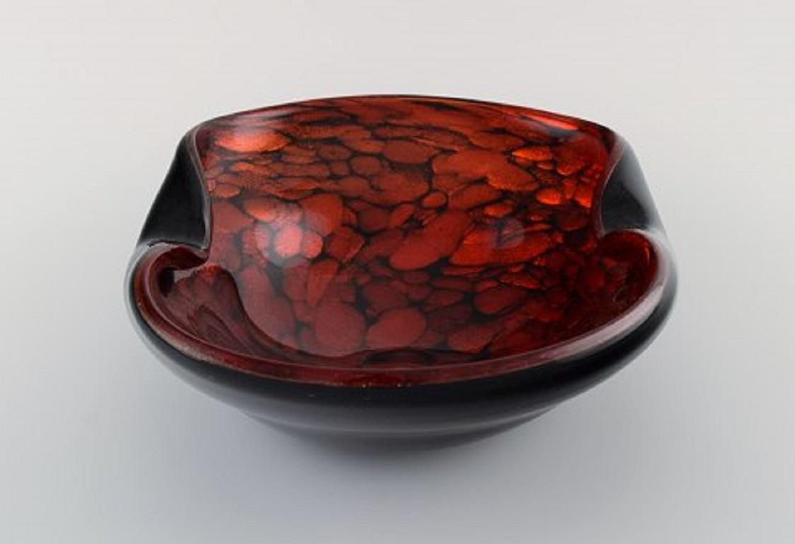 Mid-Century Modern Murano Bowl in Black and Red Mouth Blown Art Glass, Italian Design, 1960s