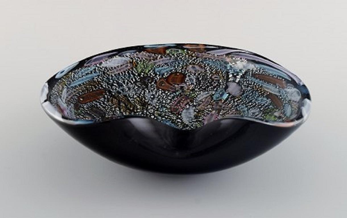 Murano Bowl in Colorful Mouth-Blown Art Glass, Italian Design, 1960s For Sale 1