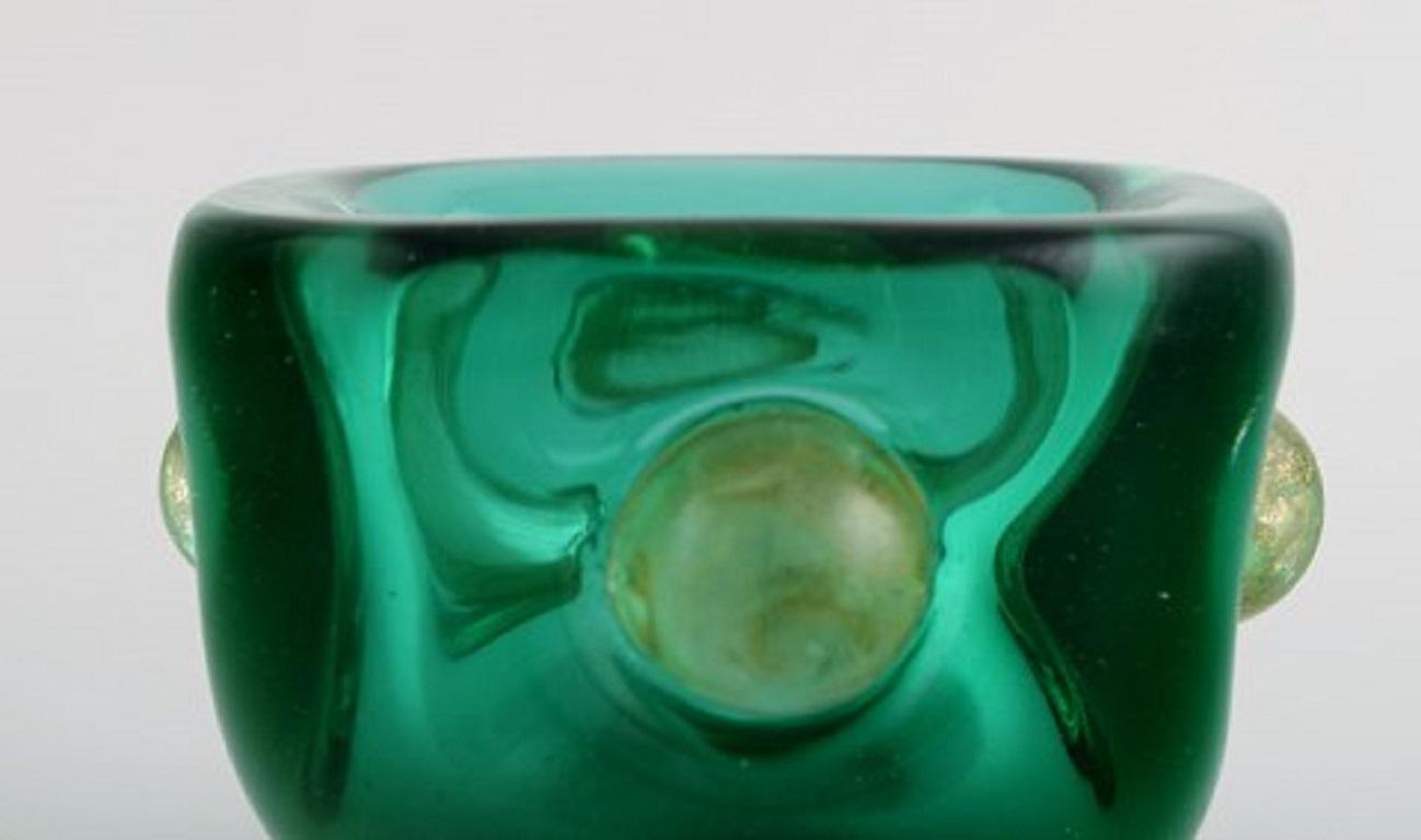 Murano Bowl in Green and Gold-Colored Mouth-Blown Art Glass, 1960s In Excellent Condition In Copenhagen, DK