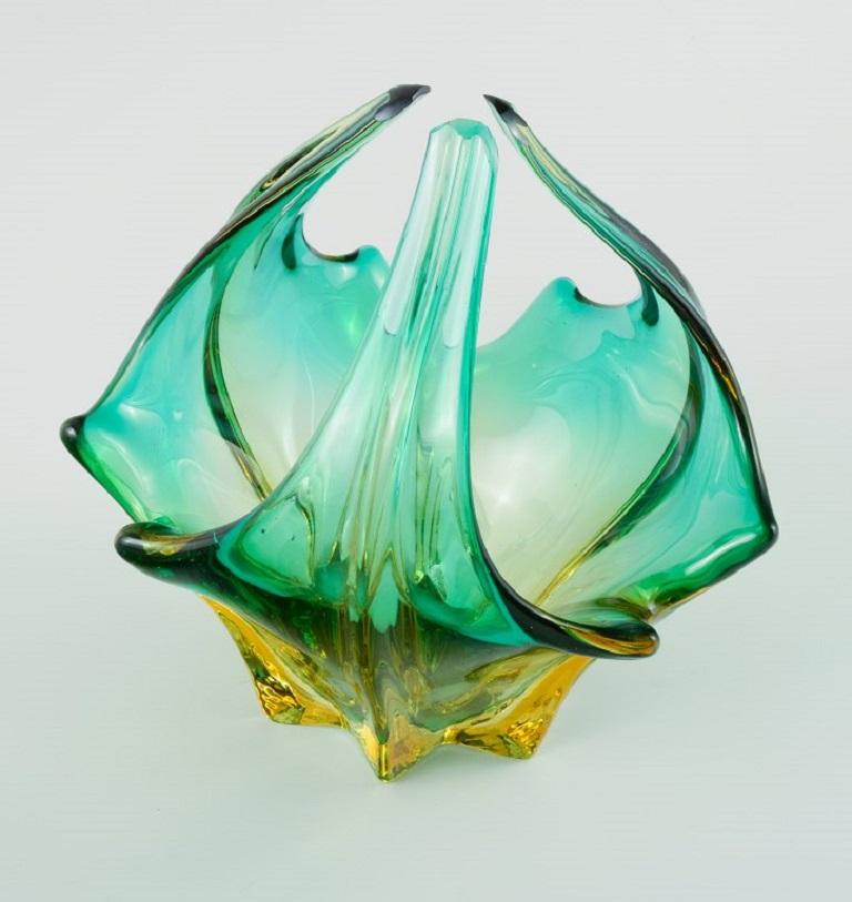 Mid-Century Modern Murano Bowl in Mouth-Blown Art Glass, Green and Yellow Shades, 1960s For Sale