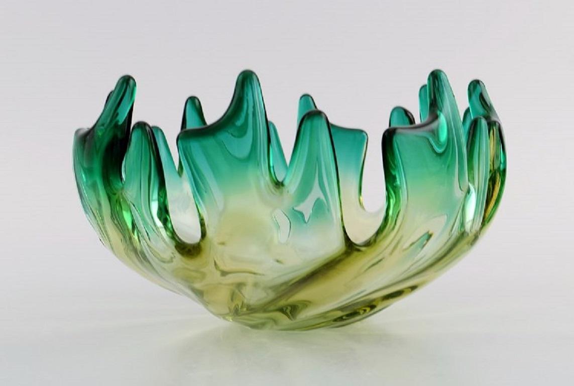 Murano Bowl in Mouth Blown Art Glass, Green and Yellow Shades, 1960s In Excellent Condition In Copenhagen, DK