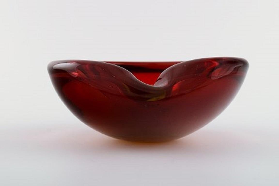 Murano Bowl in Mouth Blown Art Glass, Italian Design, 1960s In Excellent Condition In Copenhagen, DK