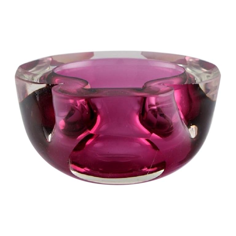 Murano Bowl in Pink Mouth Blown Art Glass, Italian Design, 1960s