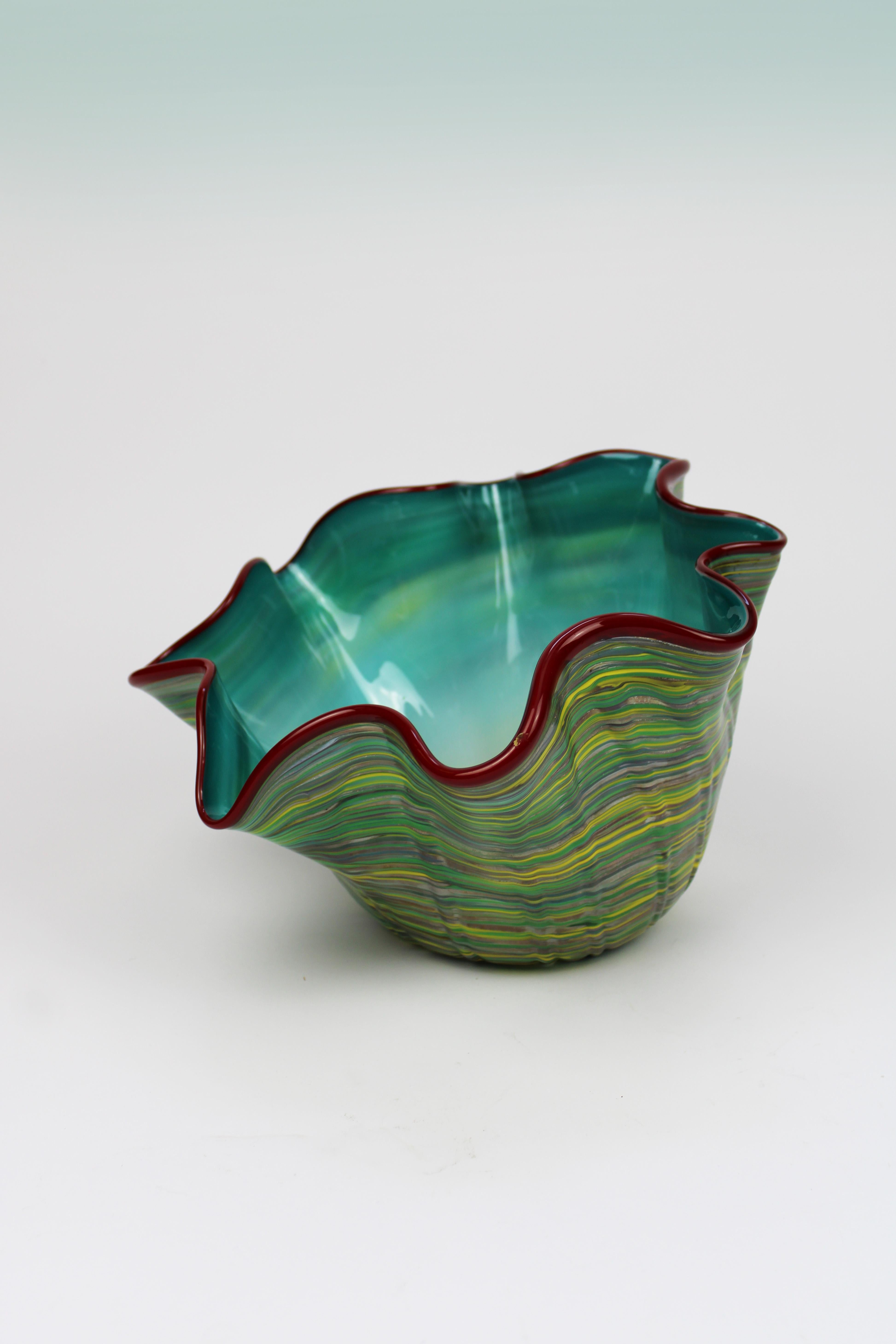 Murano Schale Organische mehrfarbige Streifen Glas handgefertigt 20. Jahrhundert Italien (Italienisch) im Angebot