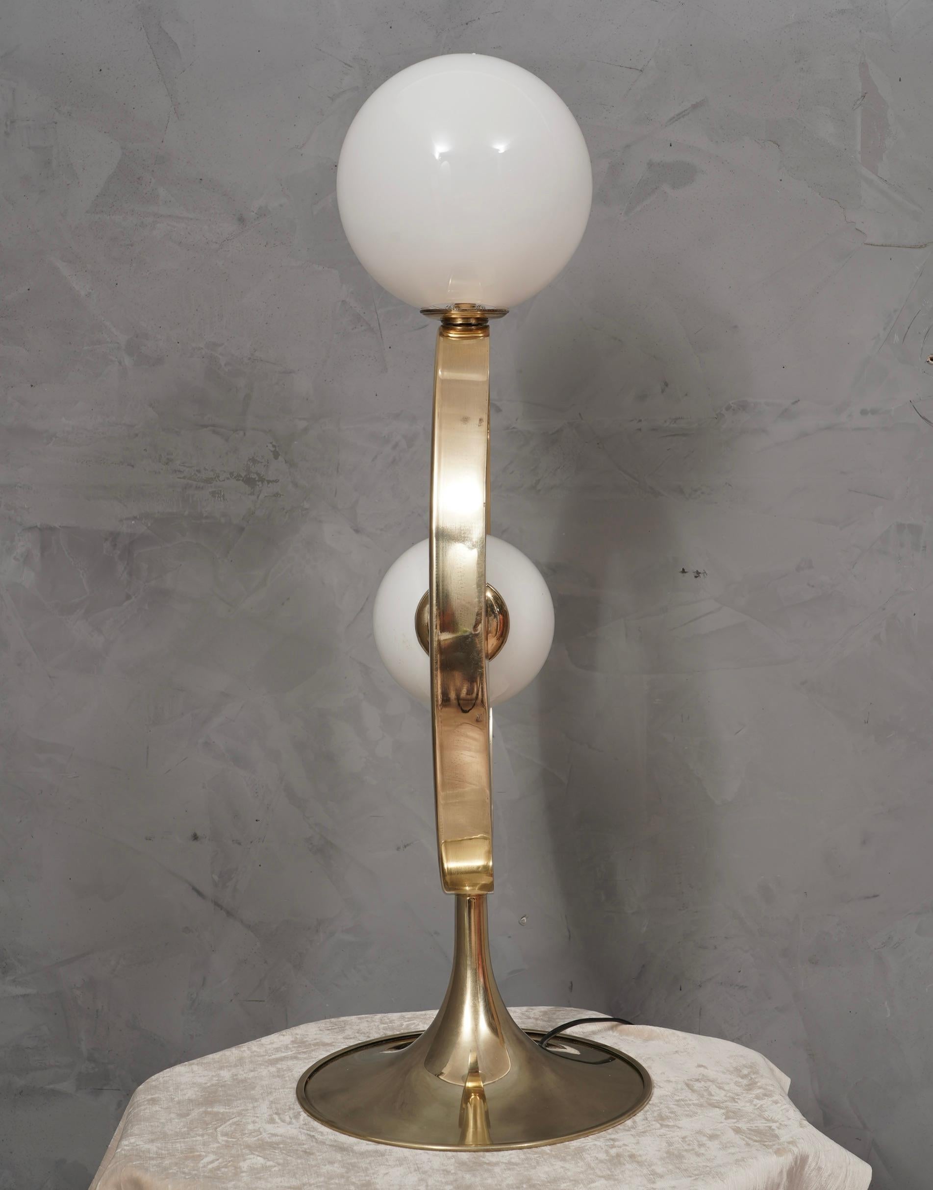 Murano Brass and Glass MidCentury Table Lamp, 1990 For Sale 3