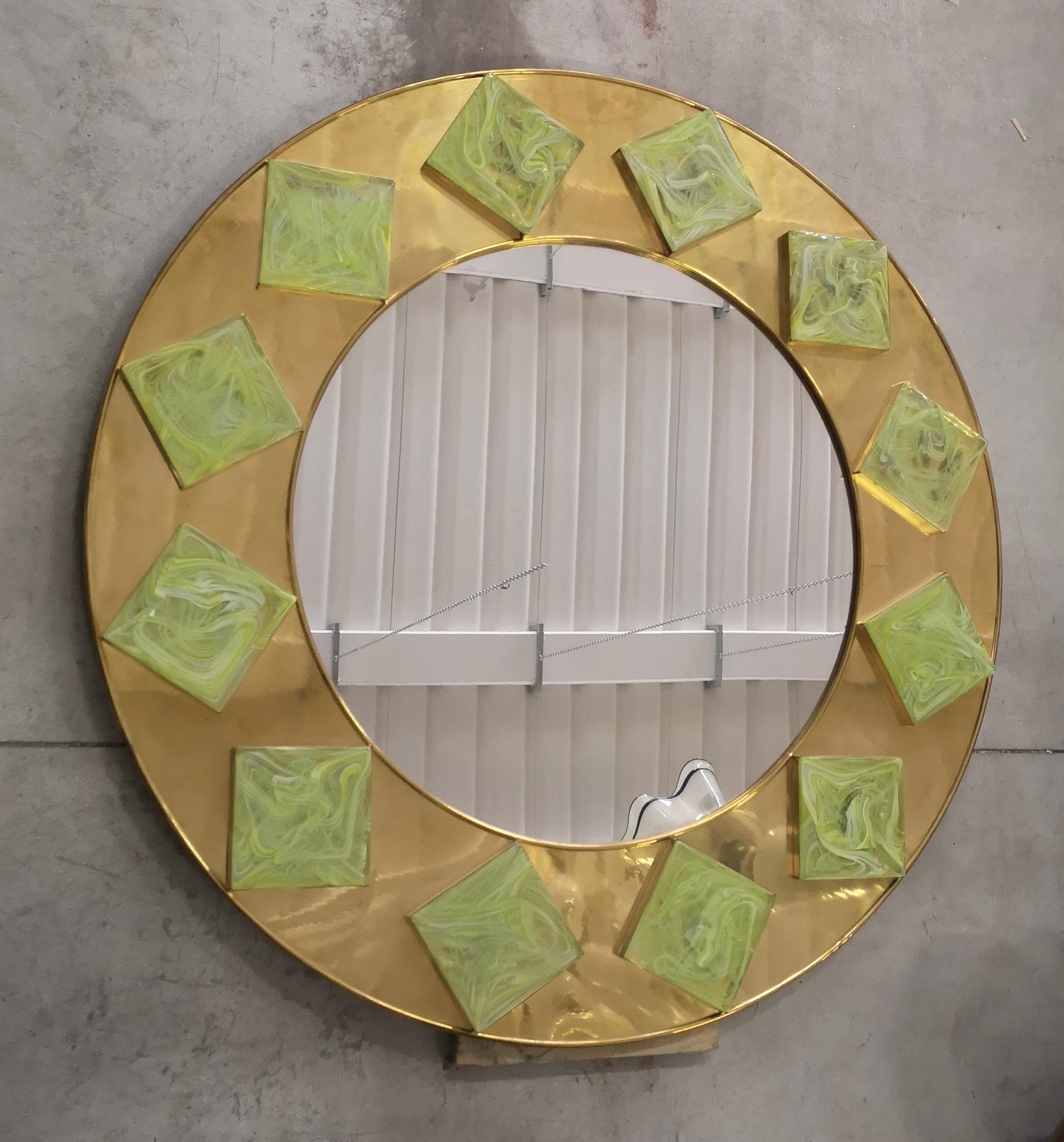 Murano Brass and Green Art Glass Midcentury Wall Mirror, 2000 In Good Condition For Sale In Rome, IT