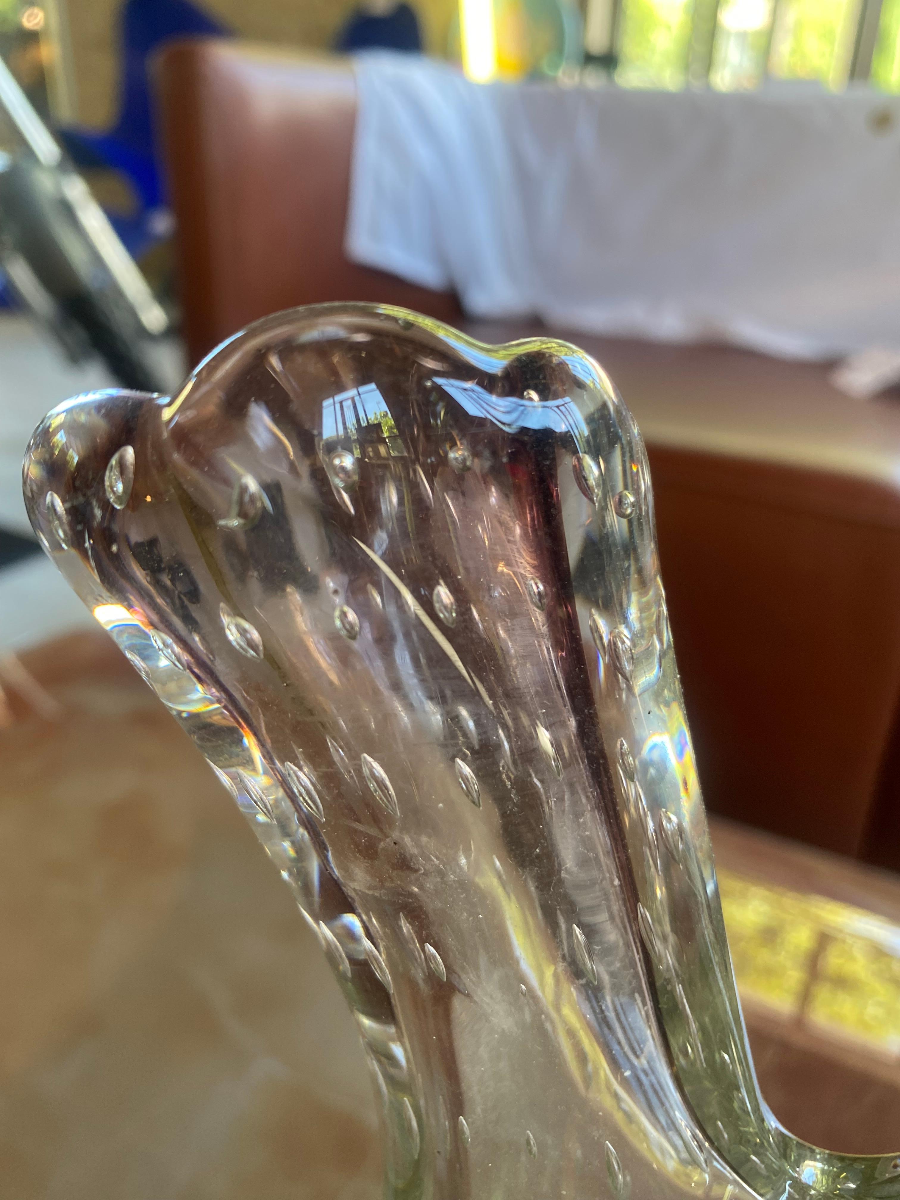 Murano Bubbled glass vase Transparent with purple reflections on both necks 1978 In Good Condition For Sale In Saint Ouen, FR
