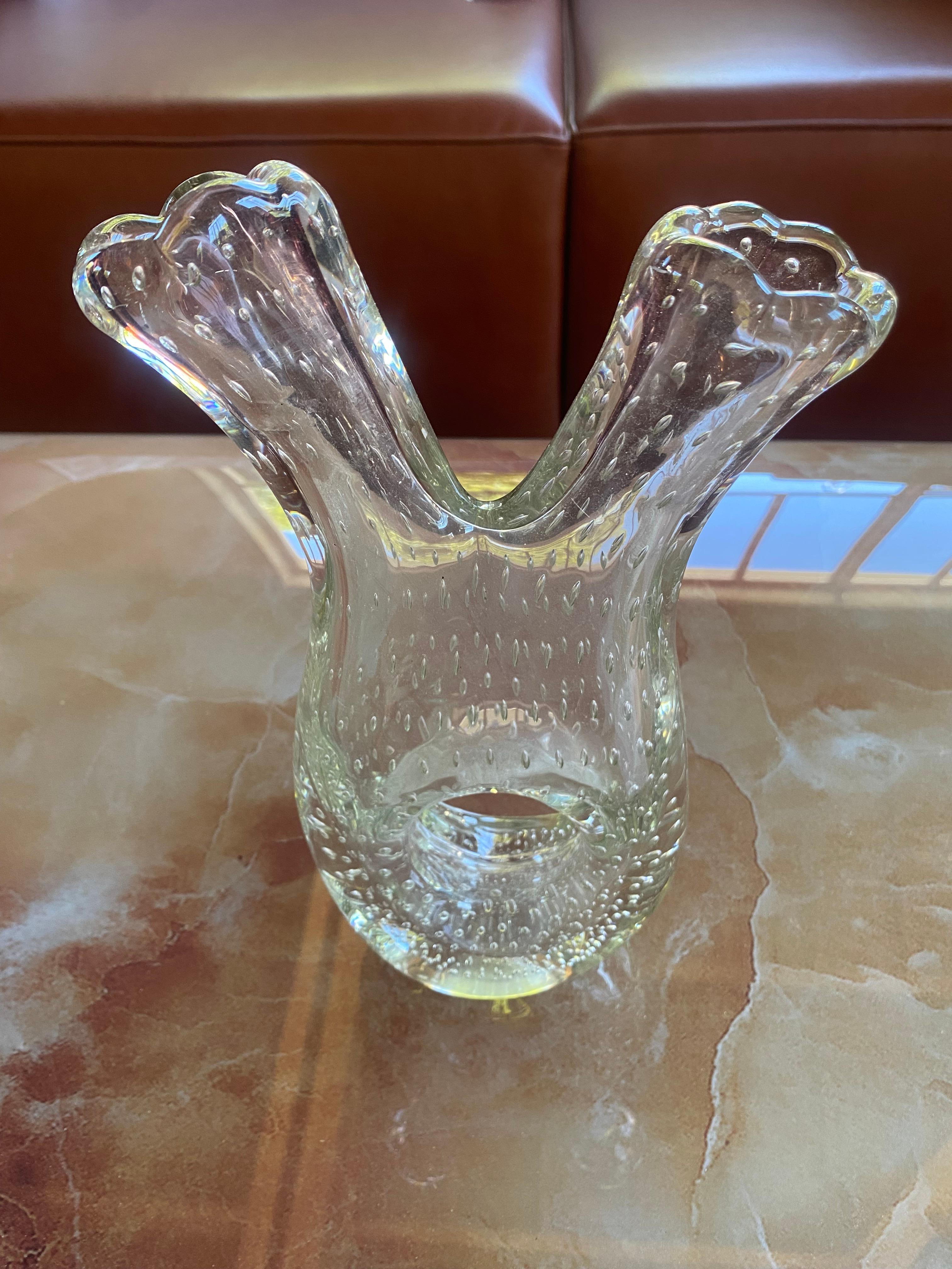 Murano Bubbled glass vase Transparent with purple reflections on both necks 1978 For Sale 1