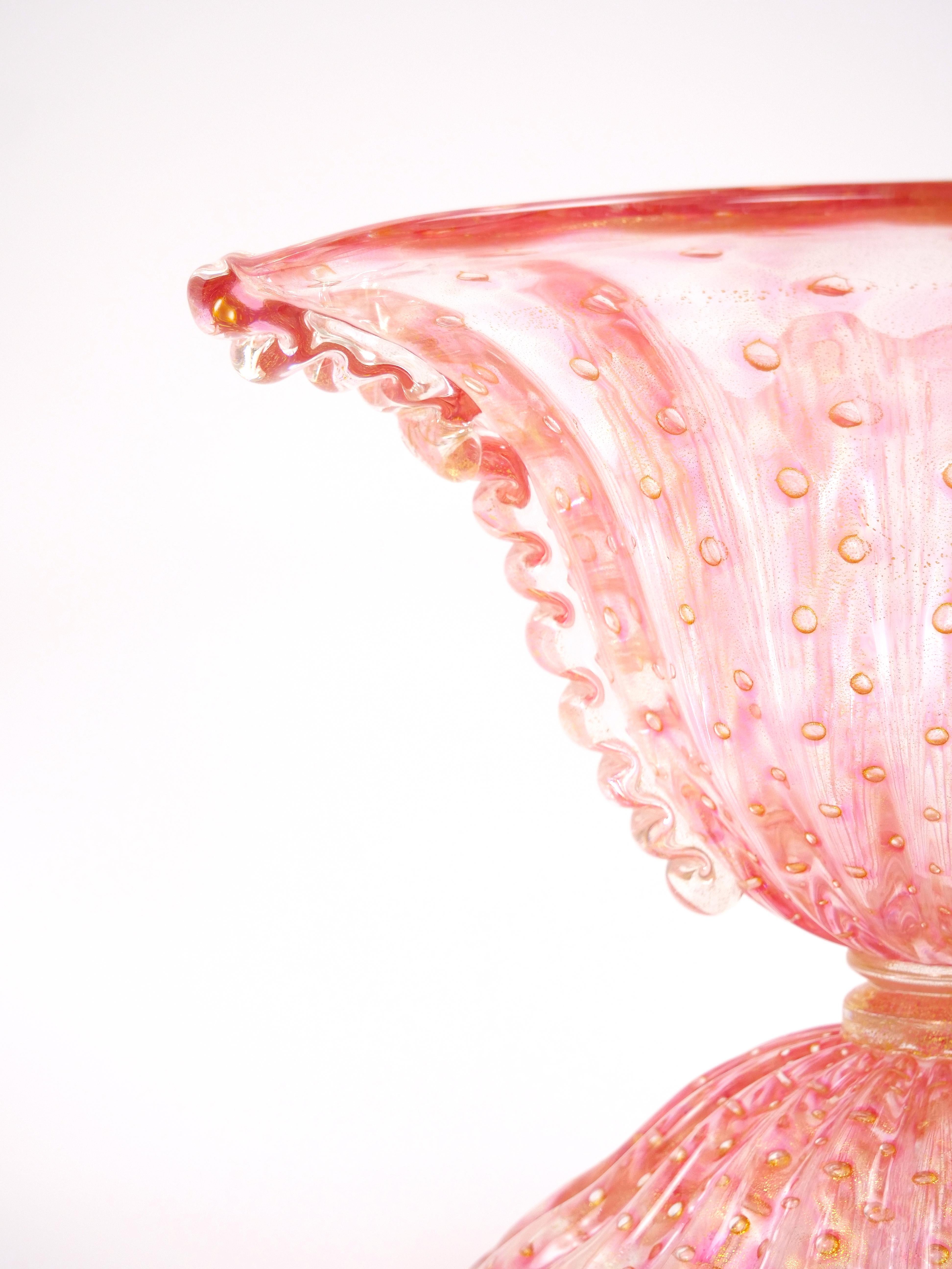 Bol de centre de table en verre de Murano Bullicante/Or infusé de couleur rose Bon état - En vente à Tarry Town, NY
