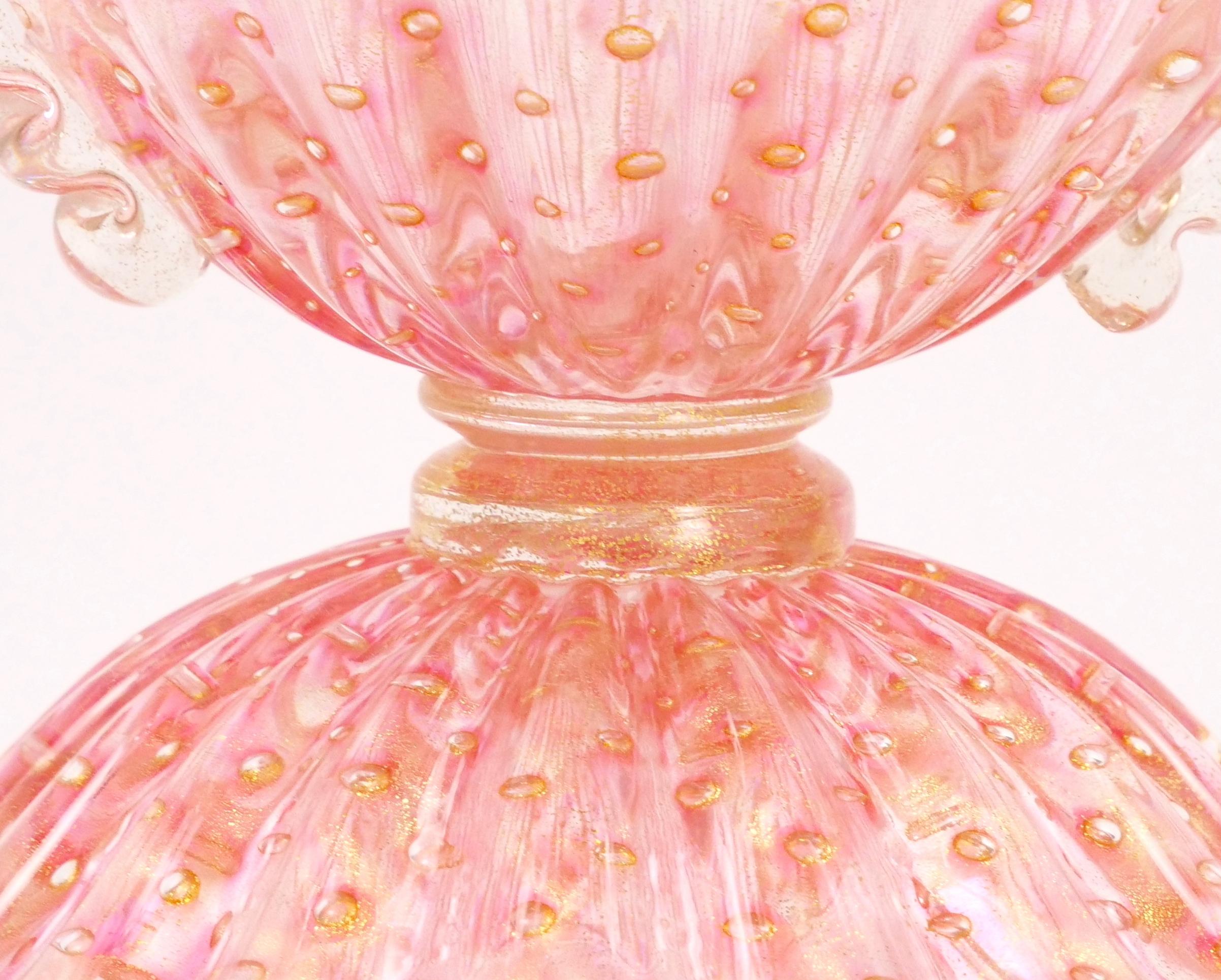 Bol de centre de table en verre de Murano Bullicante/Or infusé de couleur rose en vente 1