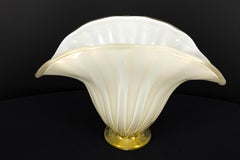 Murano Bullicante Ribbed Glass Fazzoletto Centerpiece Bowl with Gold Leaf, 1990s
