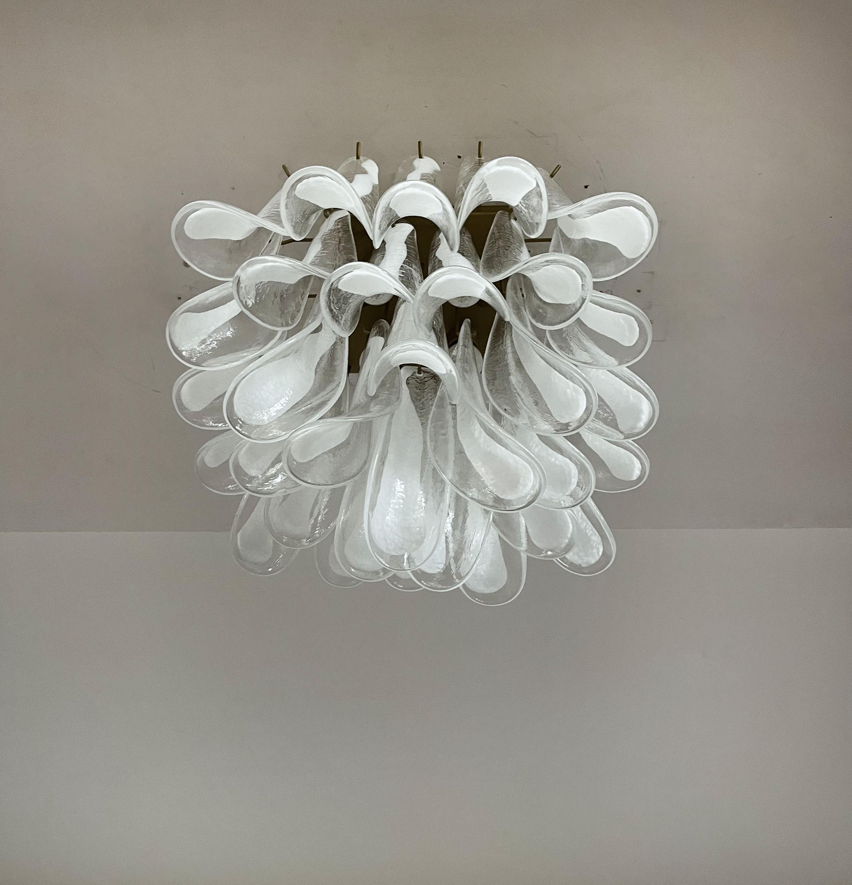 Murano Ceiling Lamp, 32 Lattimo and Clear Glass Petals For Sale 7