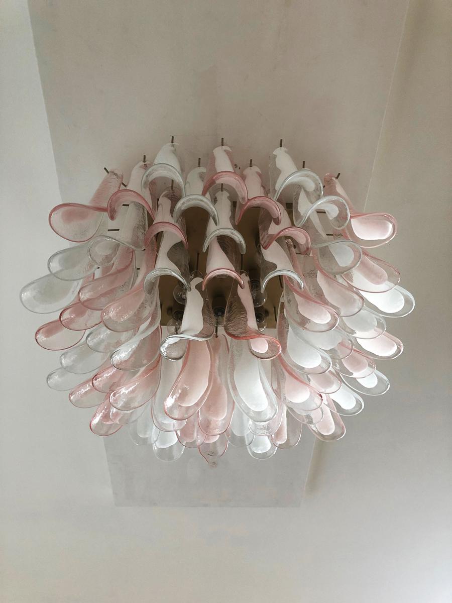 Murano Ceiling Lamp, 64 Trasparent and Pink Lattimo Glass Petal For Sale 8