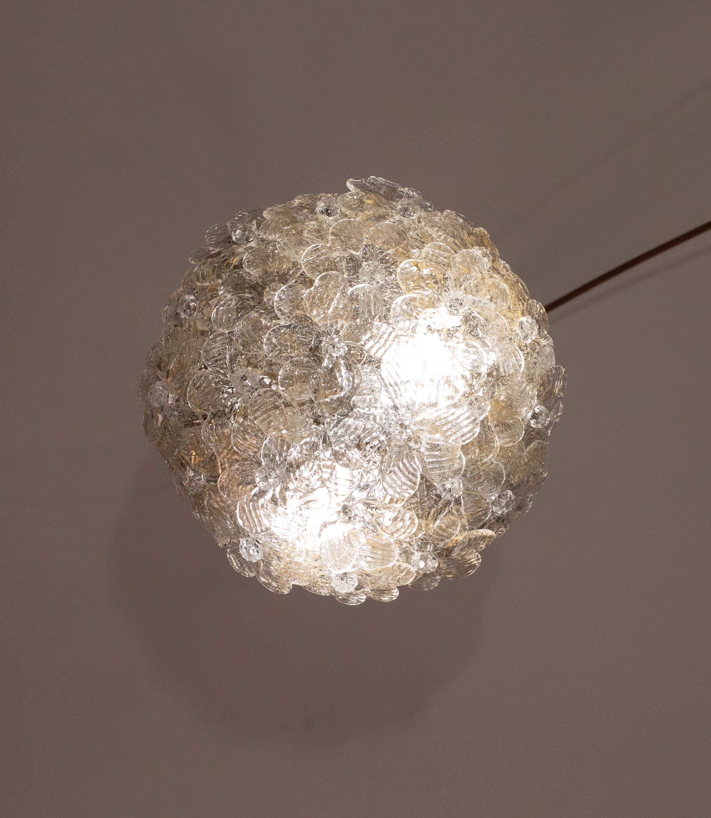 Lámpara de techo Flor de Murano de Seguso para Venini, Italia, años 60 en Bueno estado para la venta en Roma, IT