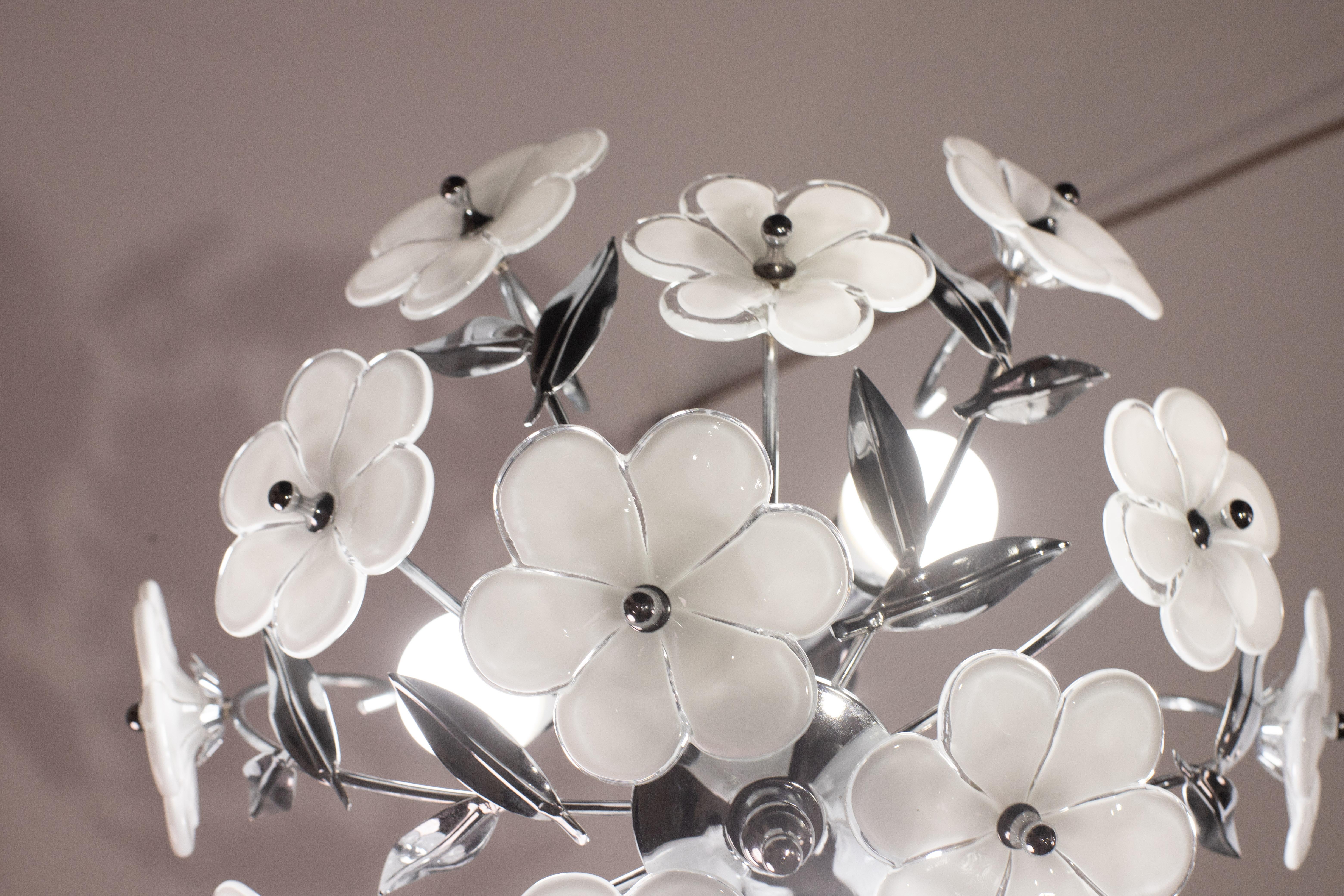 Murano Ceiling Light White Flowers, 1970 For Sale 3