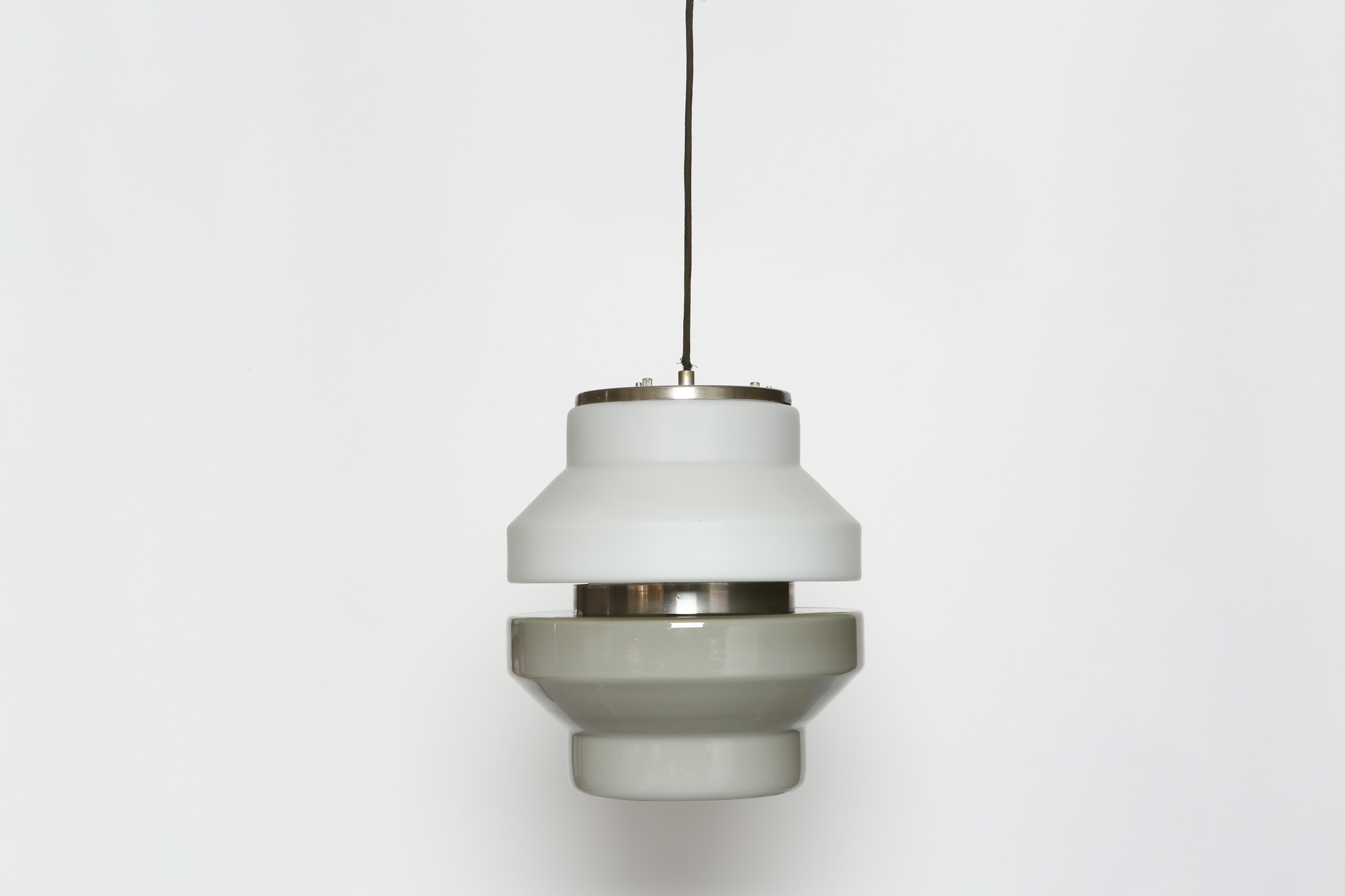 Murano ceiling pendant by Vistosi, Italy circa 1960s In Good Condition For Sale In Brooklyn, NY