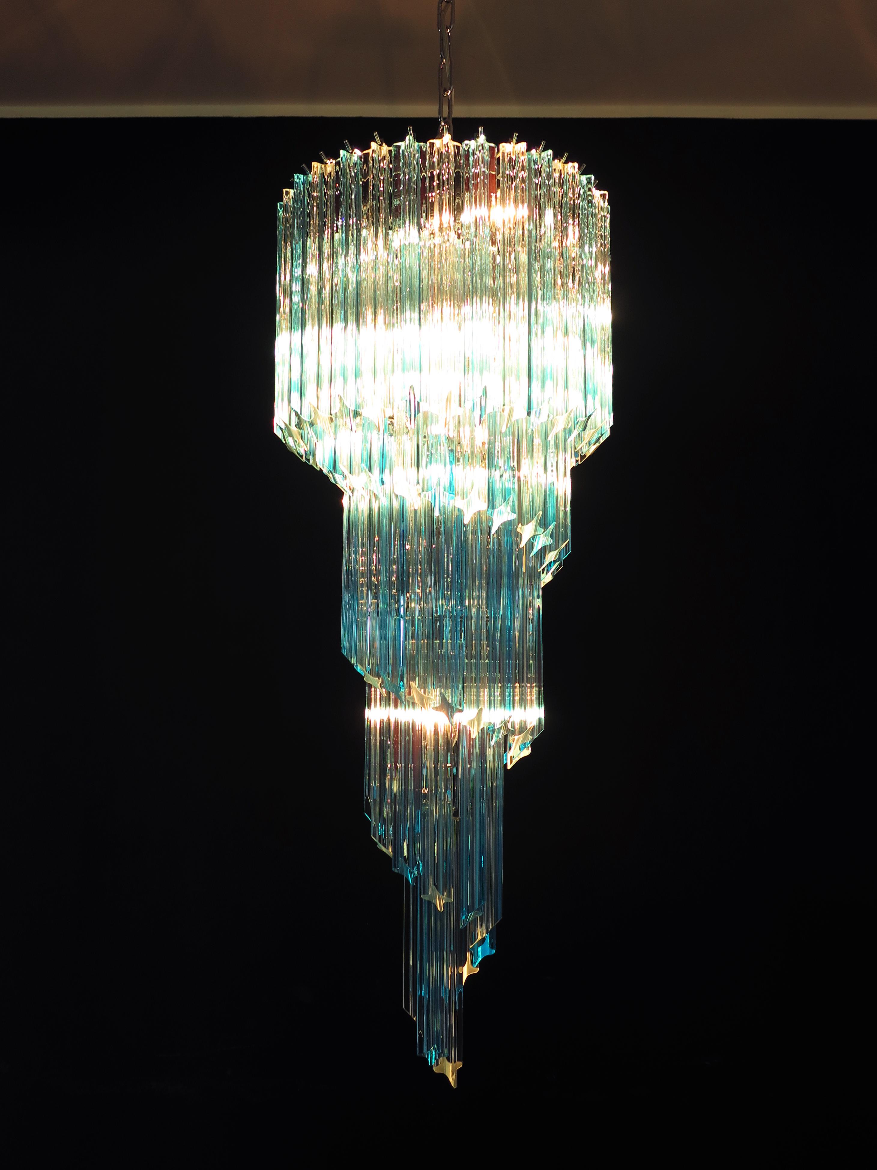 Murano chandelier 86 transparent and blue quadriedri prism For Sale 4