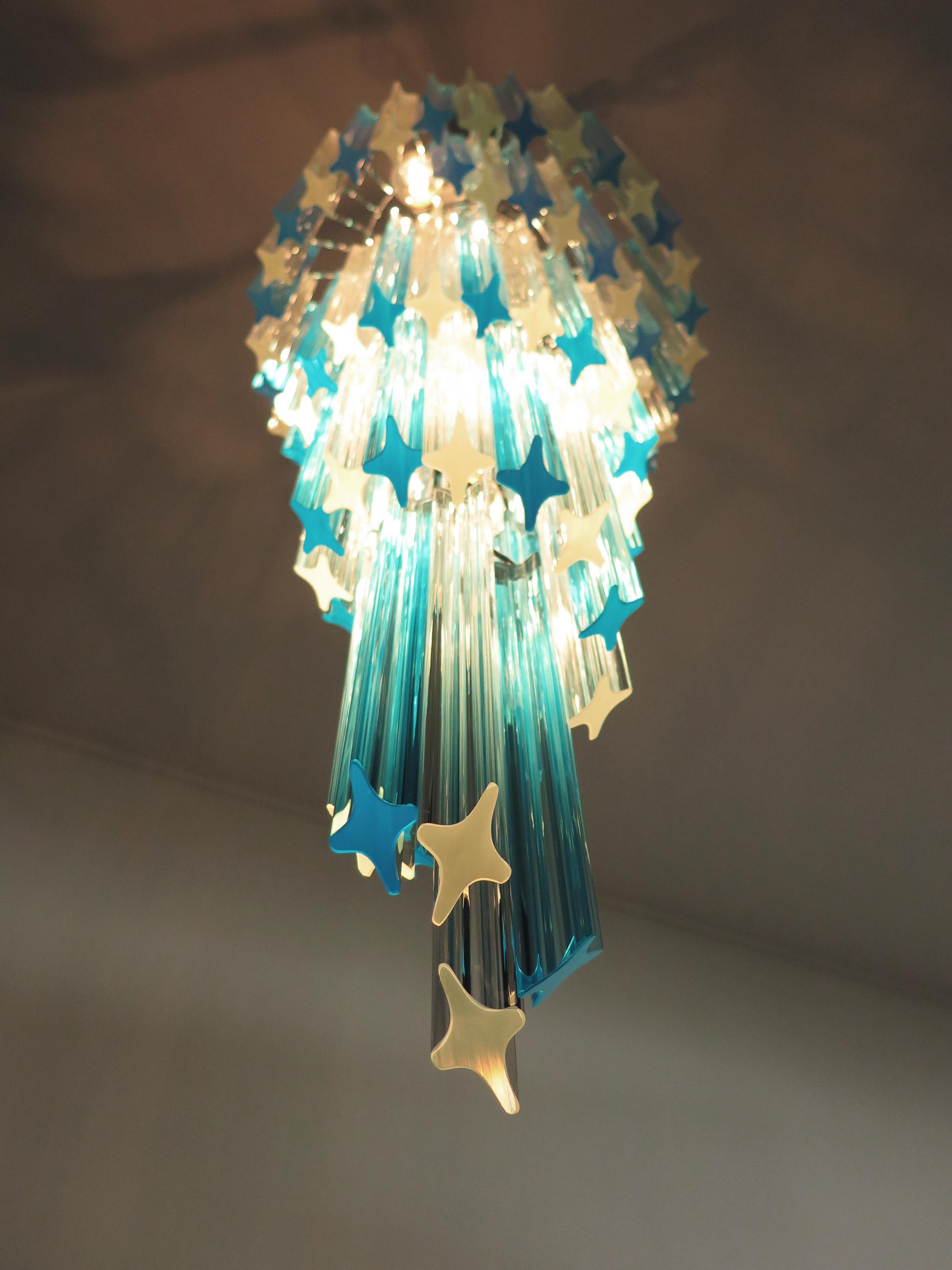 Murano chandelier 86 transparent and blue quadriedri prism For Sale 6