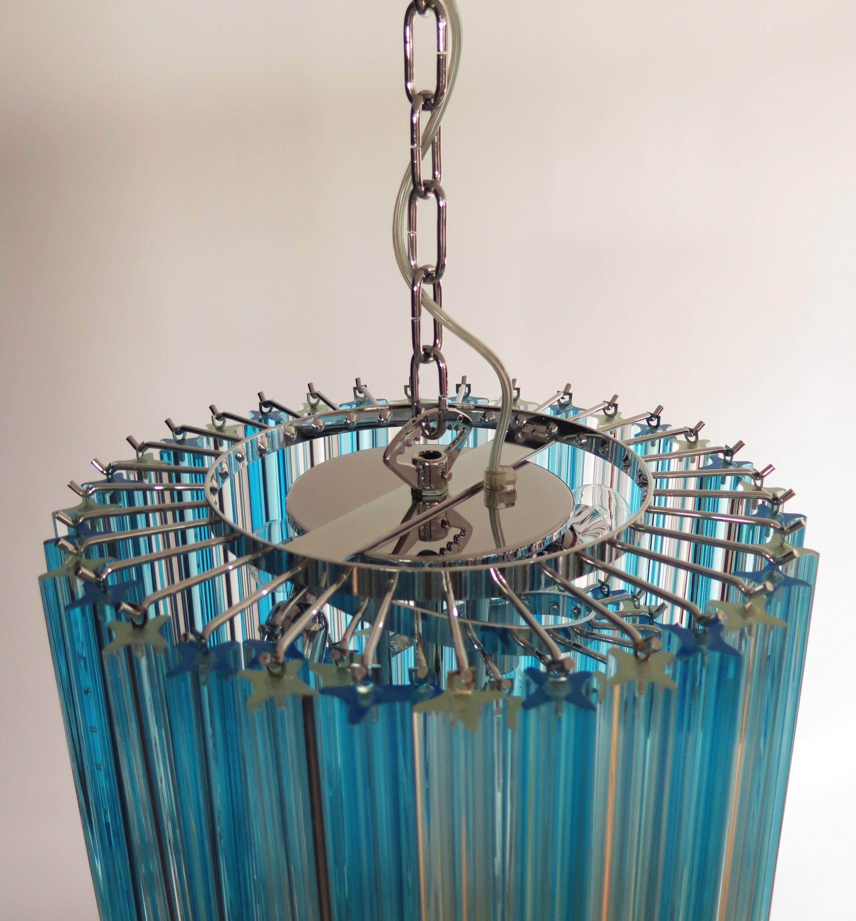 Italian Murano chandelier 86 transparent and blue quadriedri prism For Sale