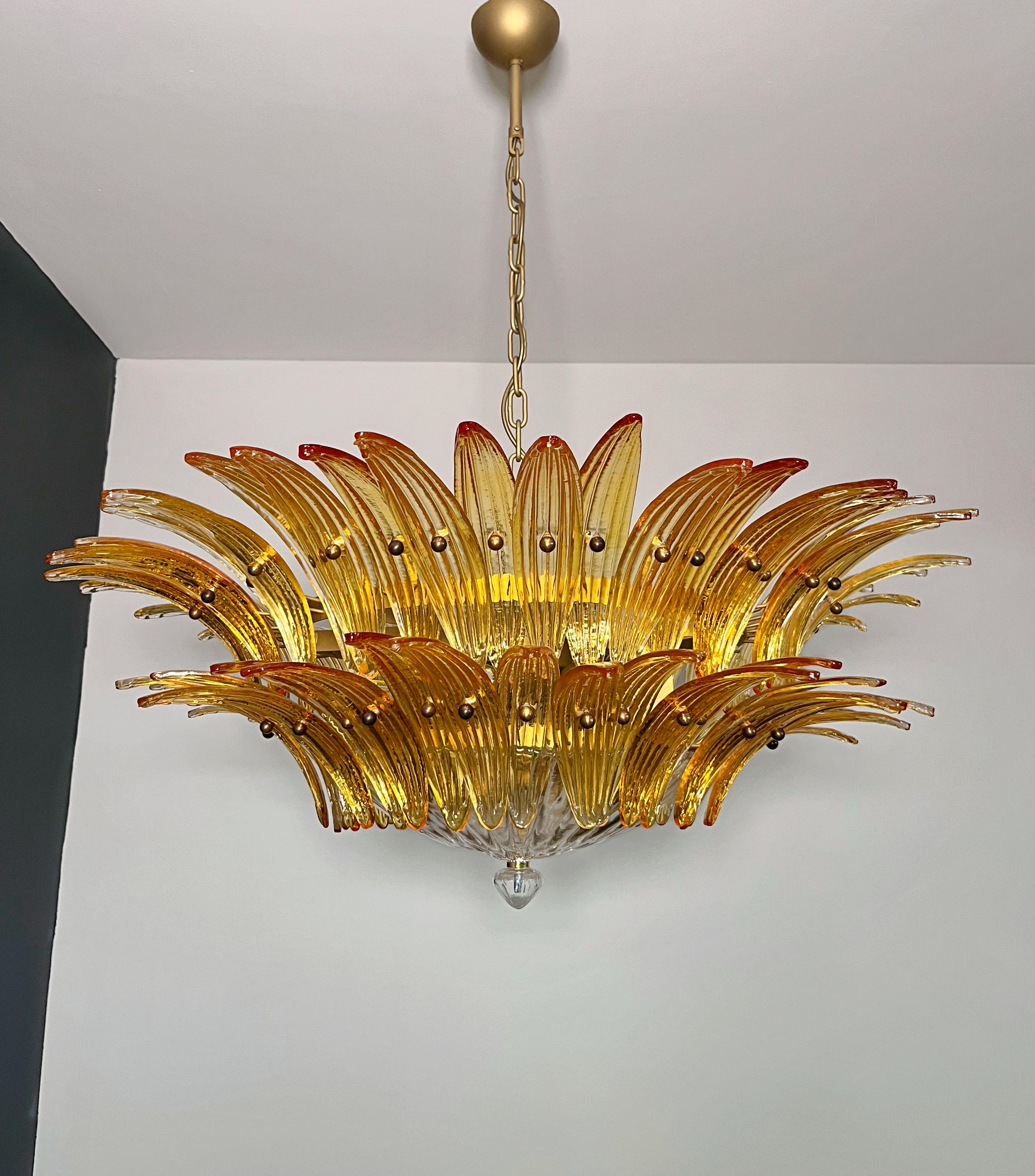 Murano Chandelier/ceiling light Original Palmette, two levels, 82 amber glasses 3