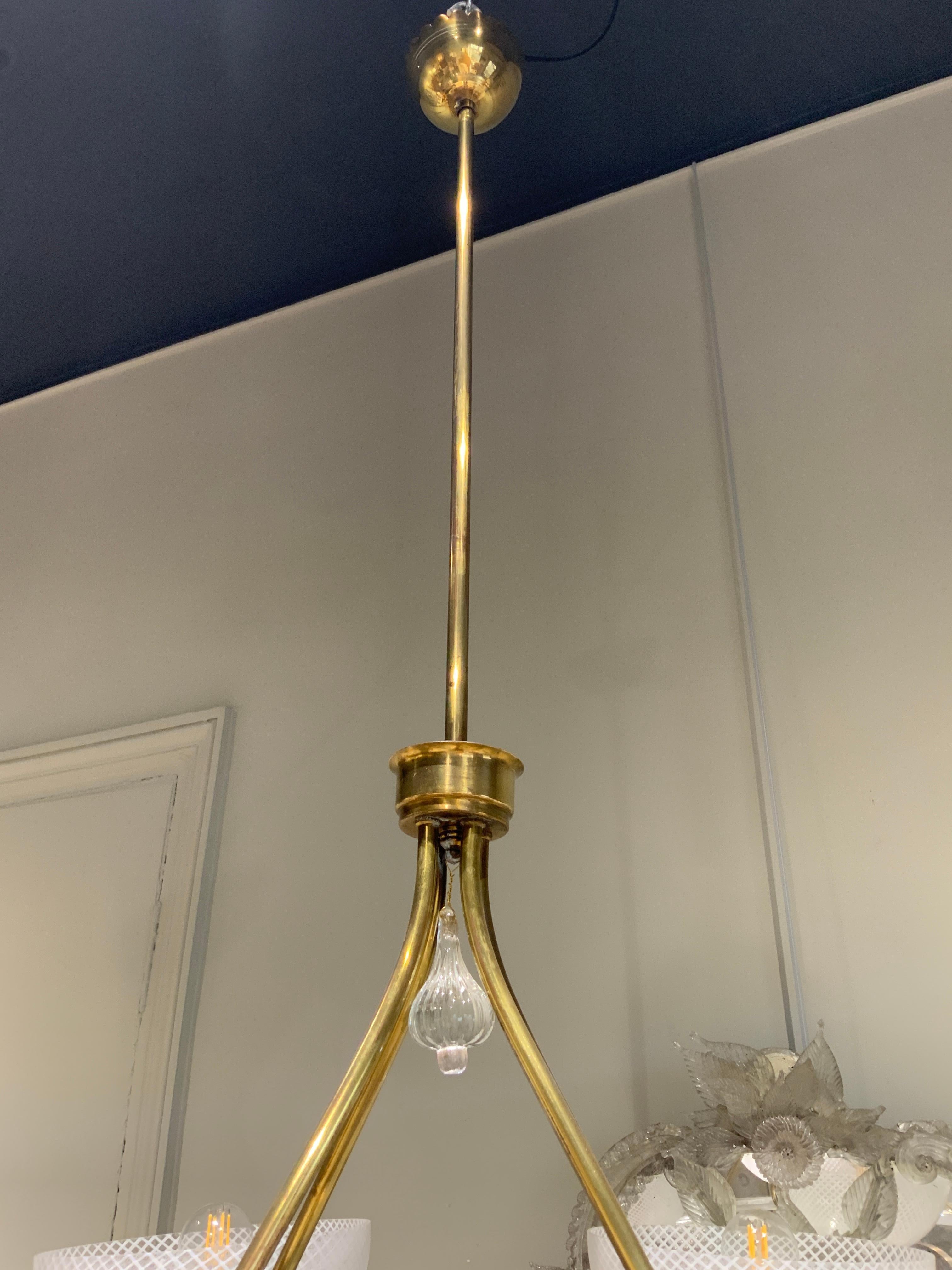 Mid-Century Modern Murano chandelier circa 1940 attributed to Seguso For Sale