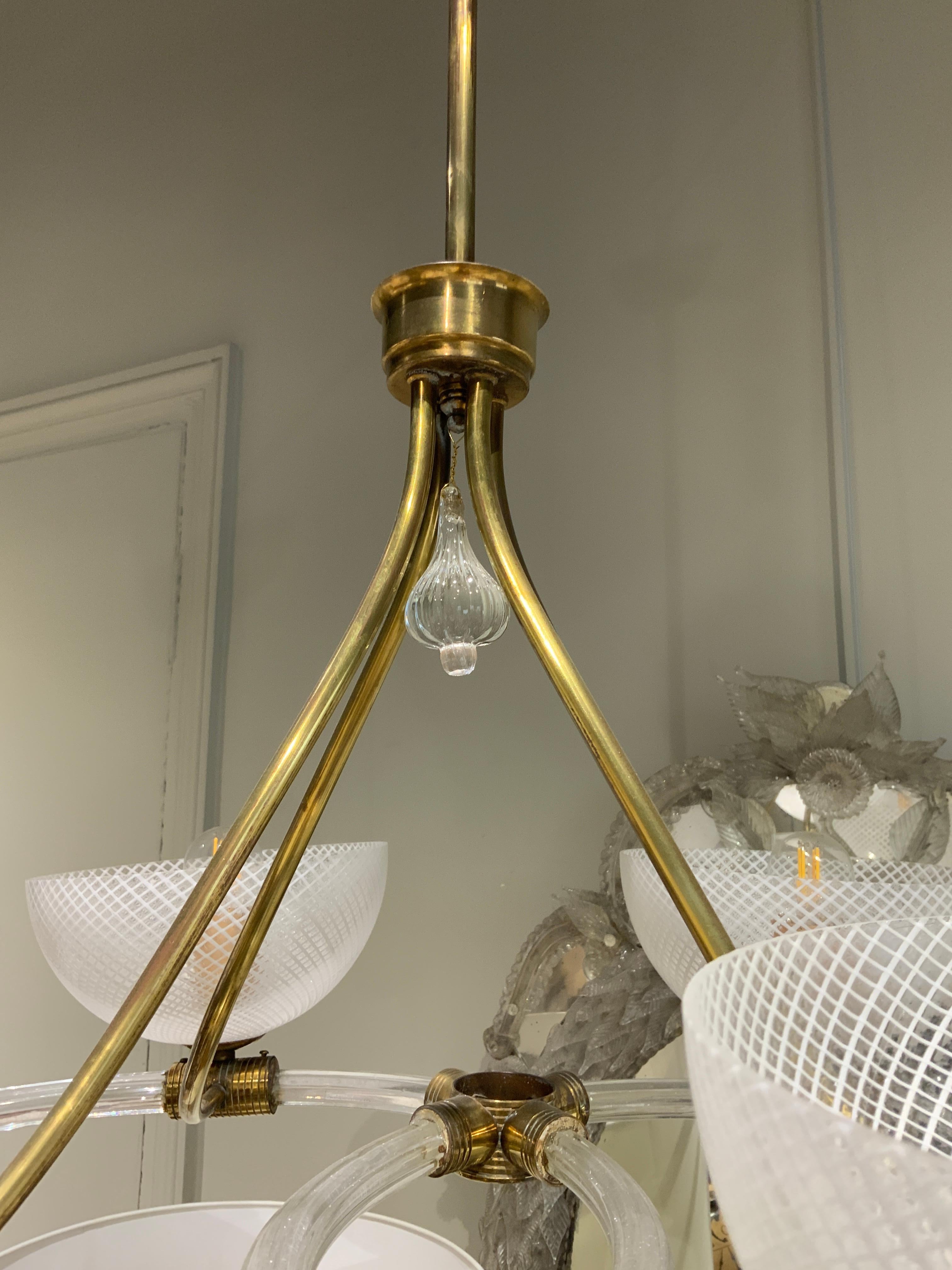 Italian Murano chandelier circa 1940 attributed to Seguso For Sale
