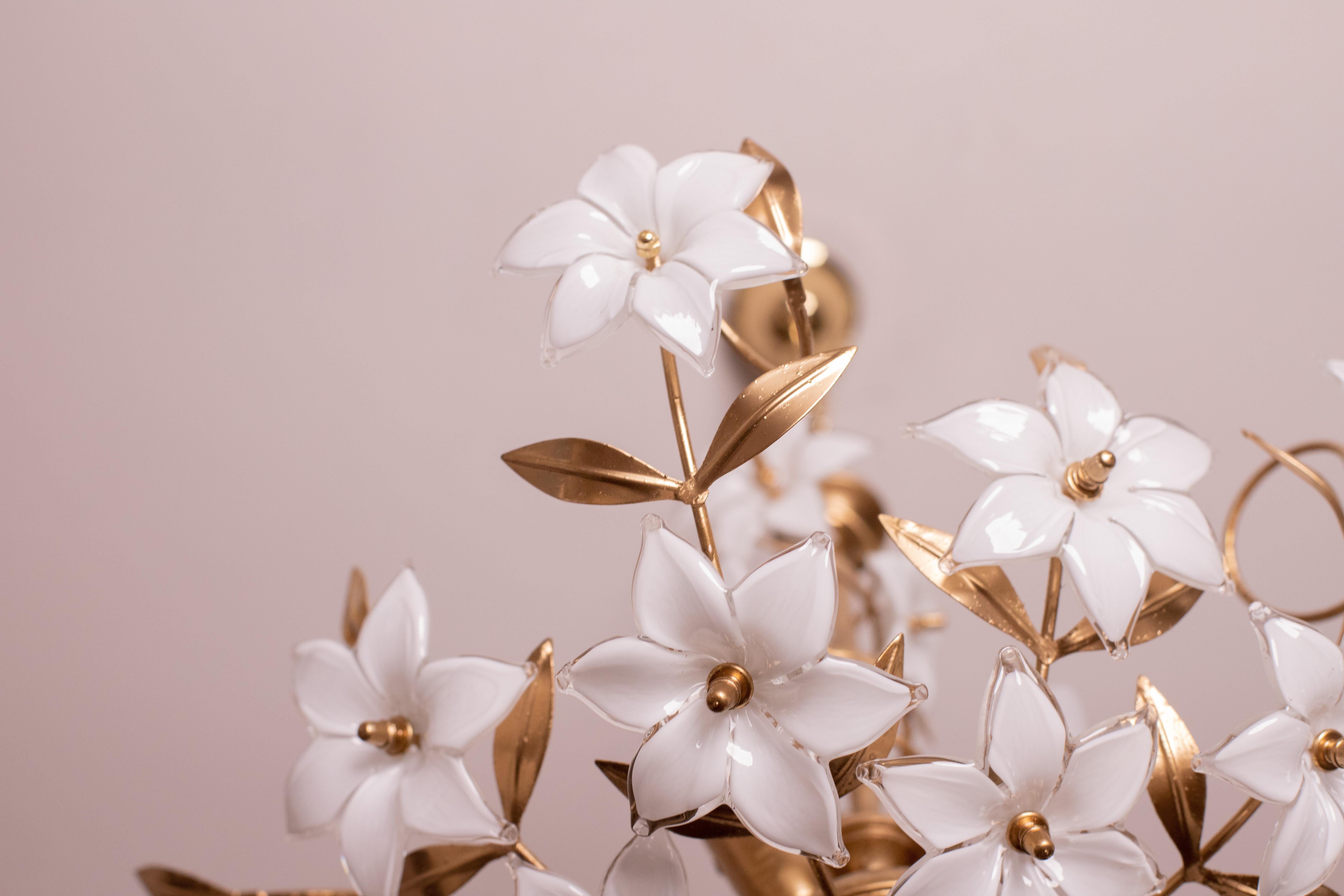 Murano Chandelier Full of White Flowers, 1970s 7