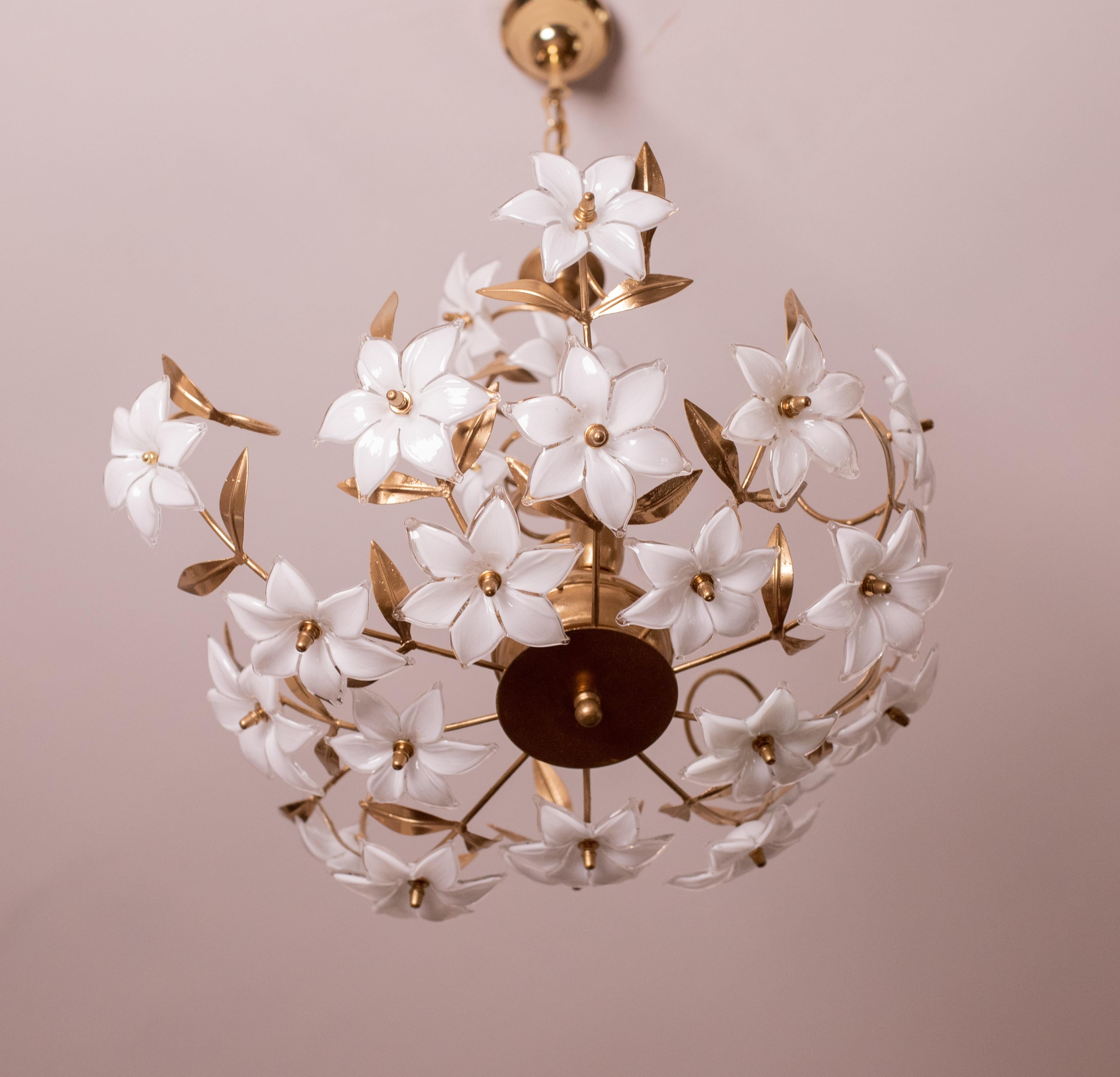 Murano Chandelier Full of White Flowers, 1970s 4