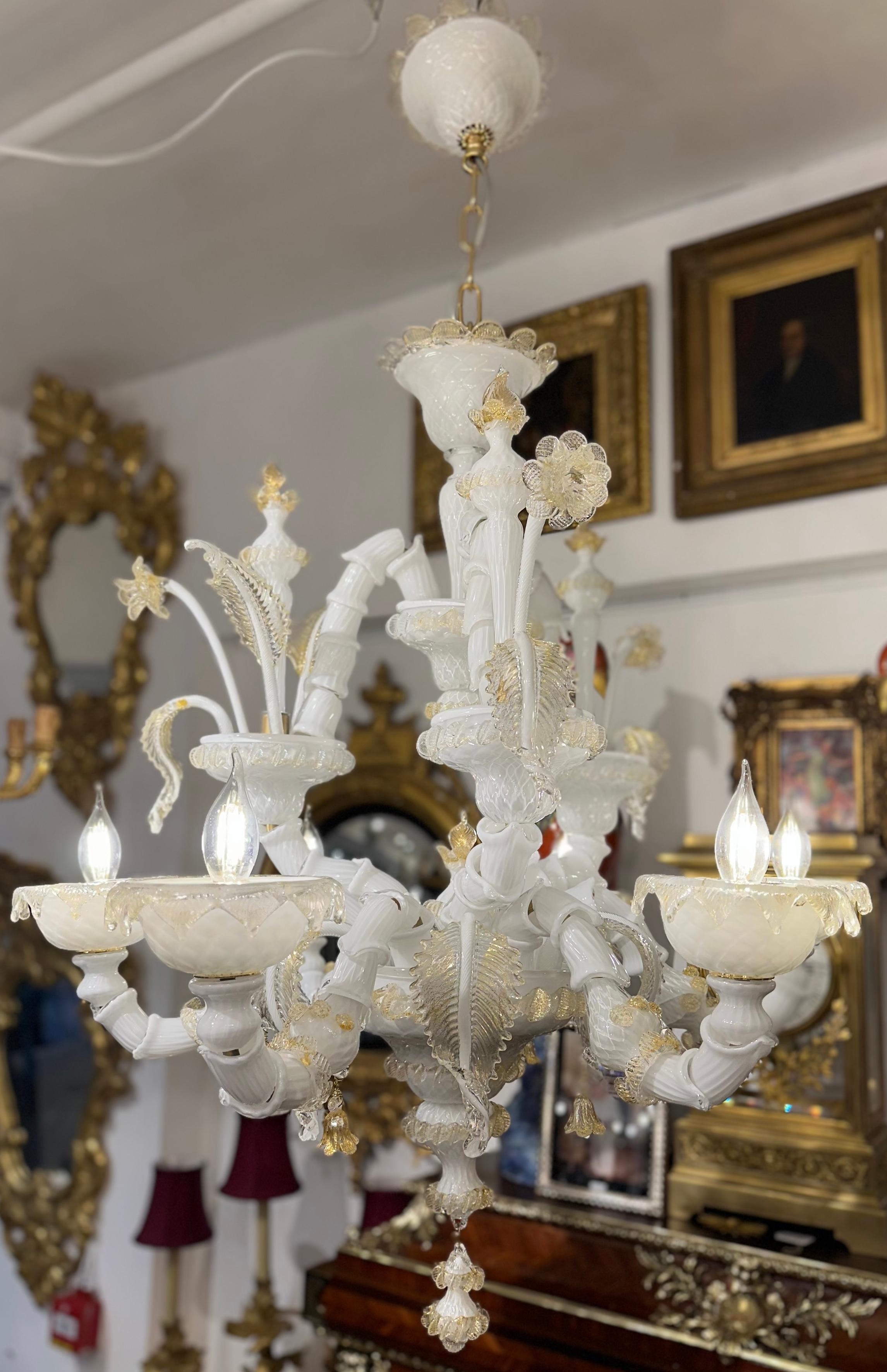 Italian Murano Chandelier In Frosted White And Gold  For Sale