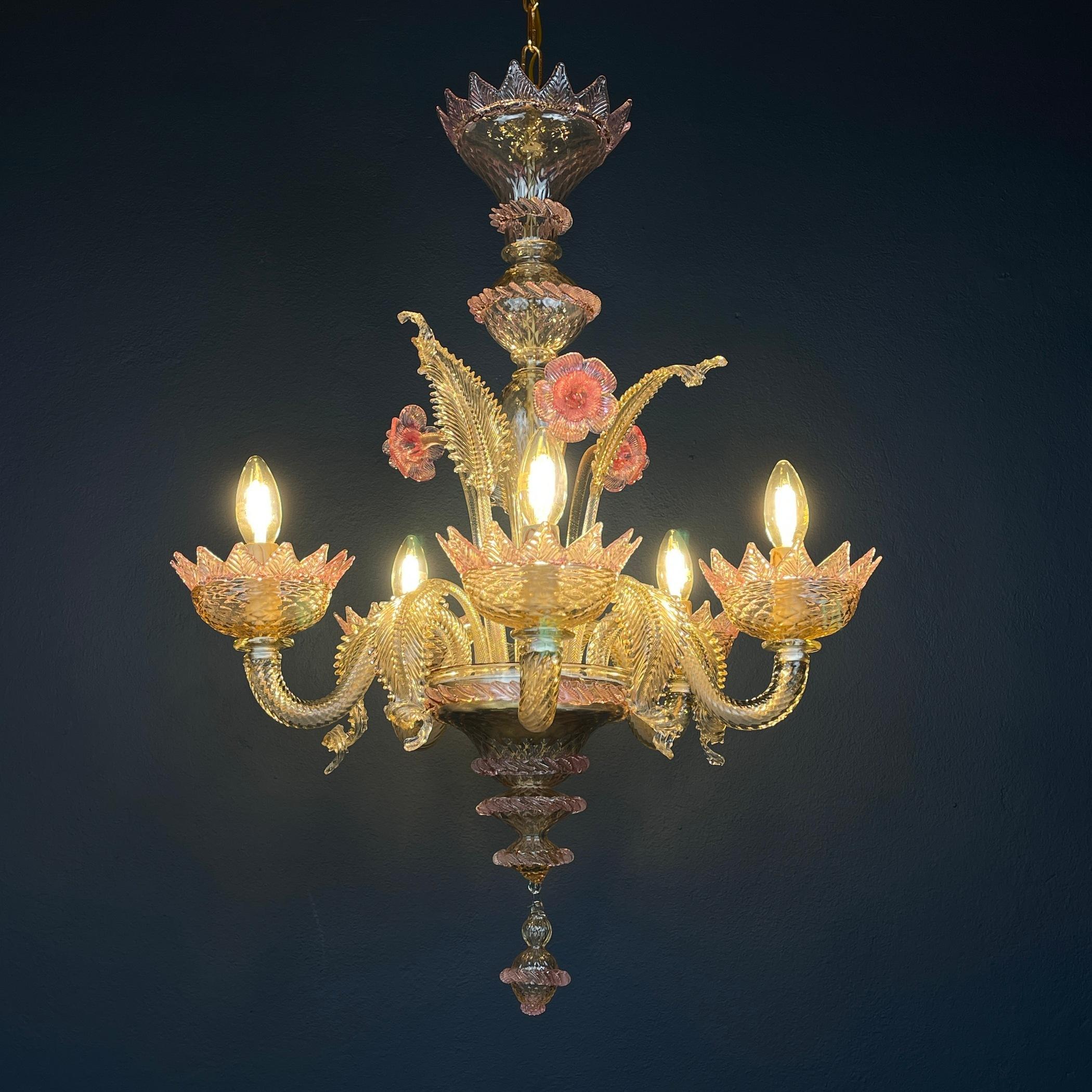 Mid-Century Modern Murano chandelier Italy 1980s Pink and clear For Sale