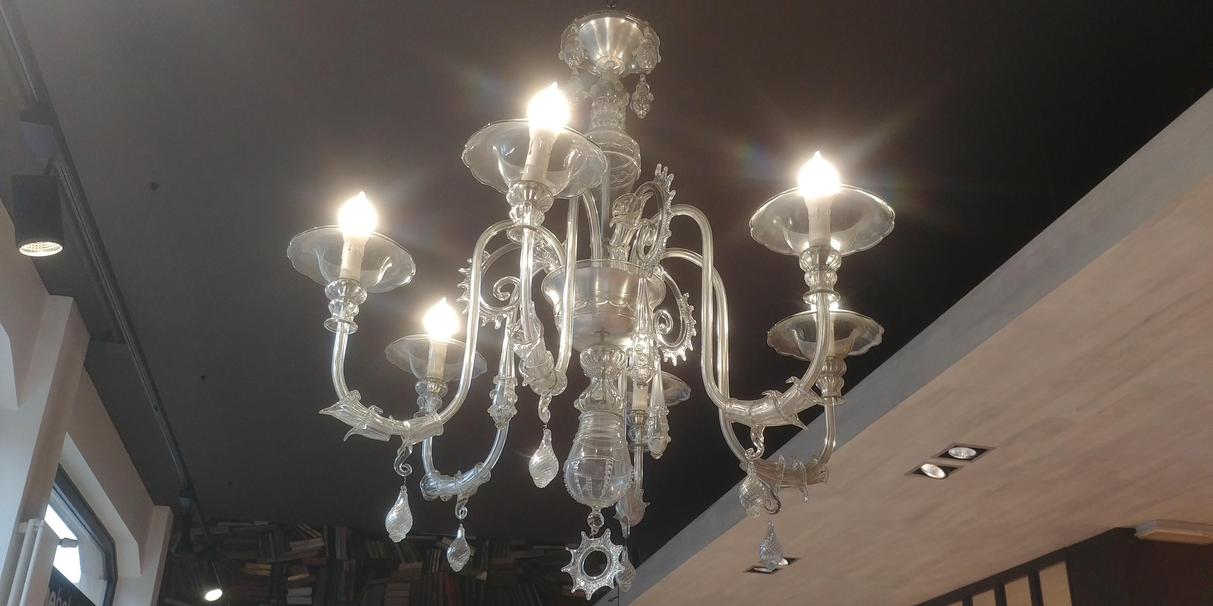 This Murano chandelier suited for large spaces, signed by Barovier & Toso and made in Murano (Venice, Italy) in the 1950, its characterized by sinuous and elegant lines.
Each production of Barovier & Toso by Murano glass craftsmanship is the mark of