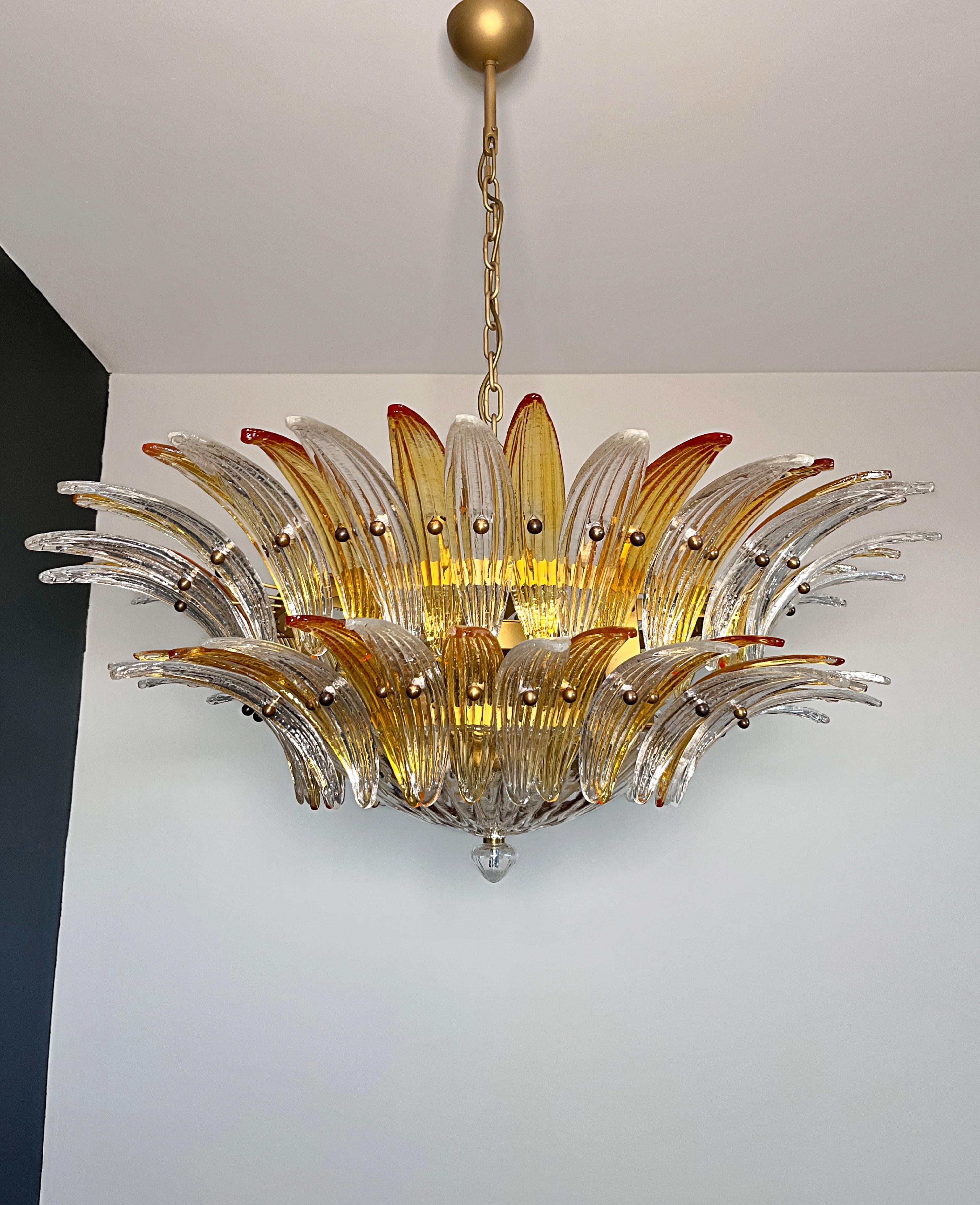 Murano Chandelier Original Palmette, two levels, 82 amber and clear glasses in vendita 3