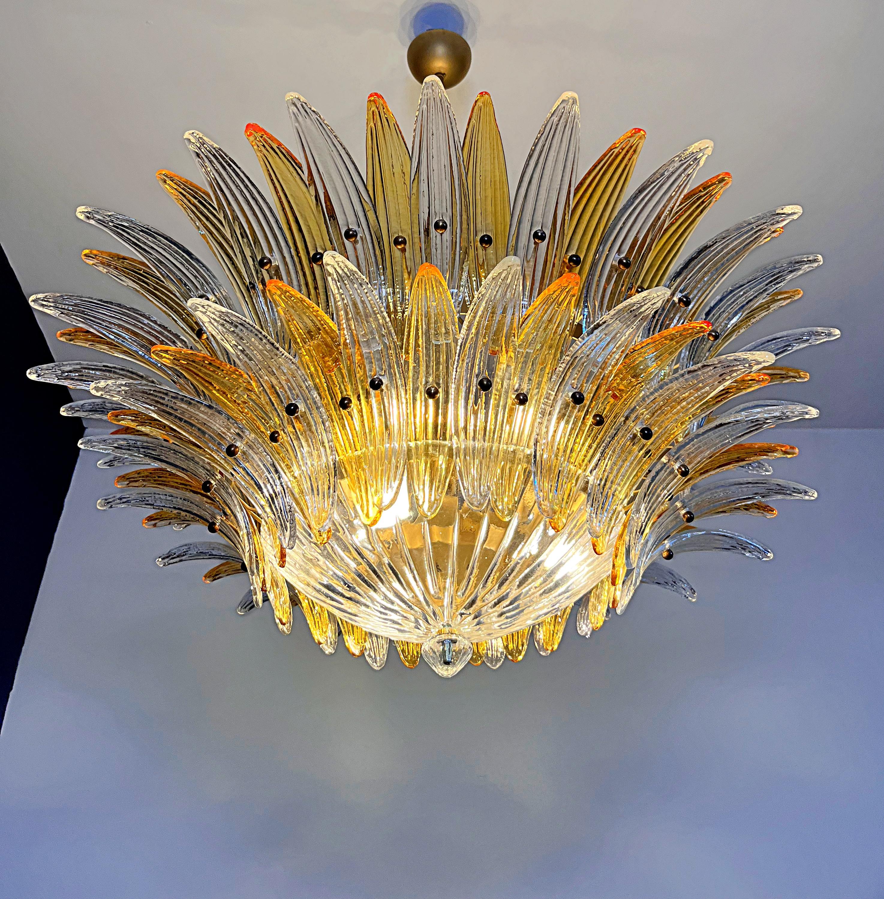 Murano Chandelier Original Palmette, two levels, 82 amber and clear glasses in vendita 10