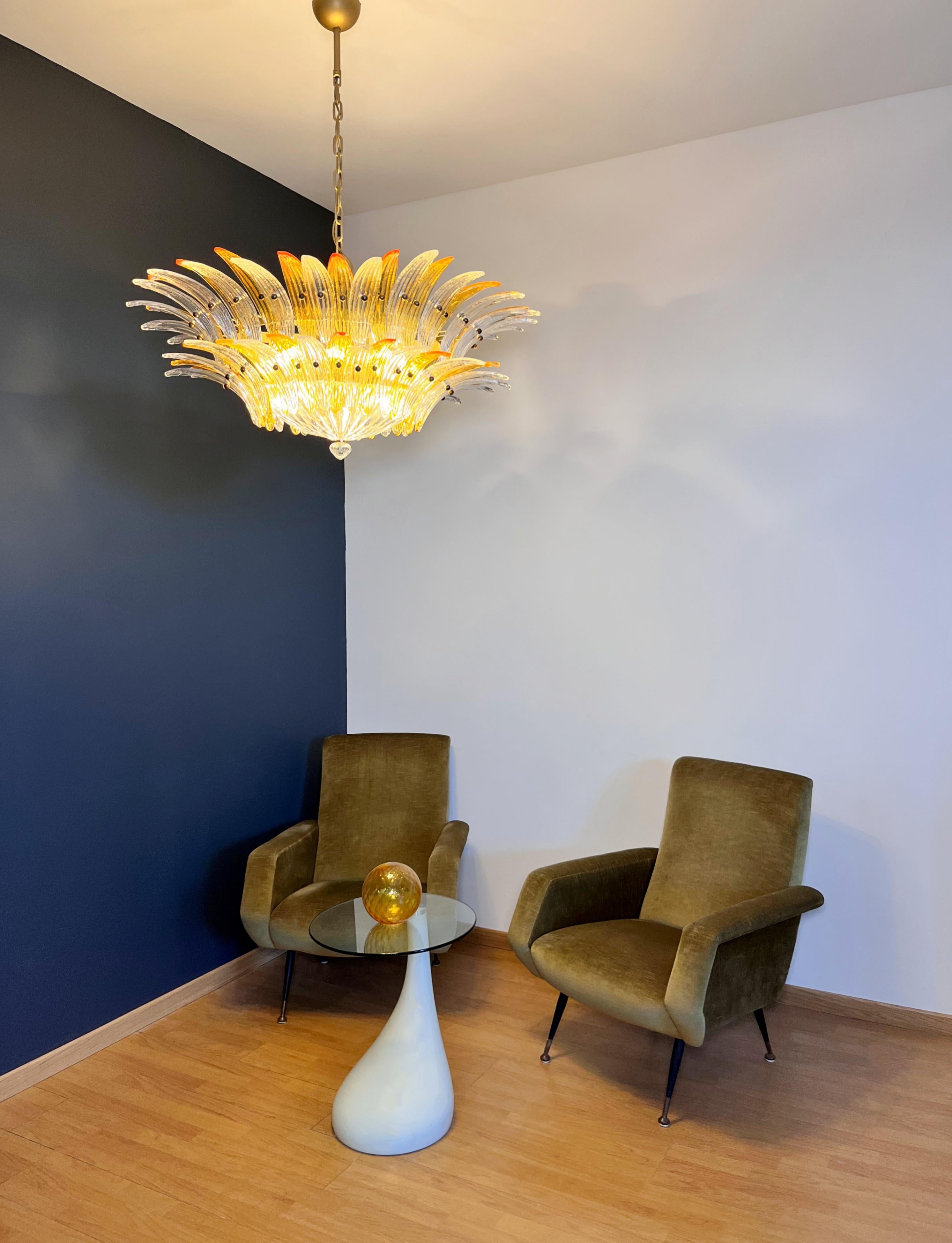 Murano Chandelier Original Palmette, two levels, 82 amber and clear glasses in vendita 12