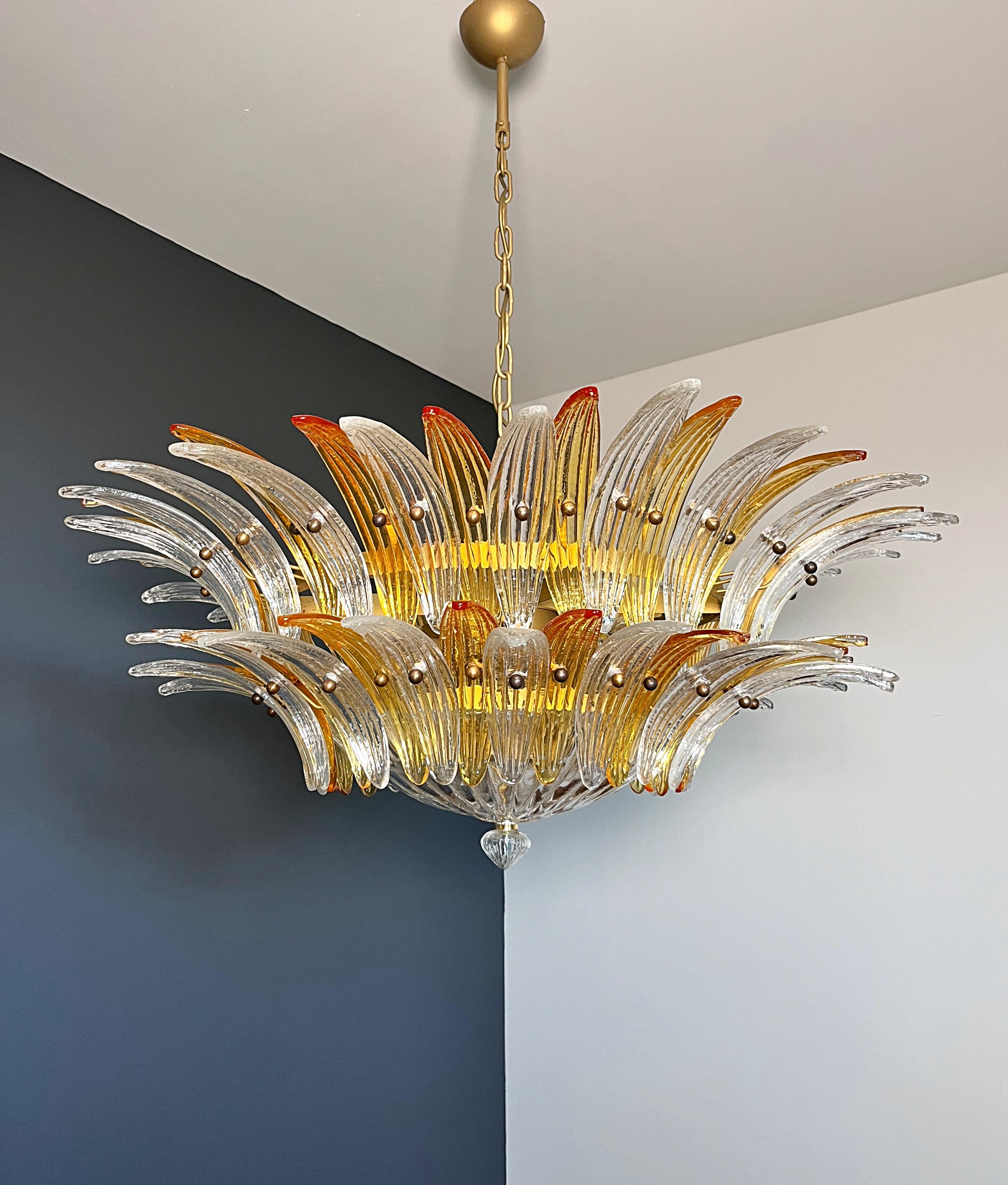 Murano Chandelier Original Palmette, two levels, 82 amber and clear glasses in vendita 1