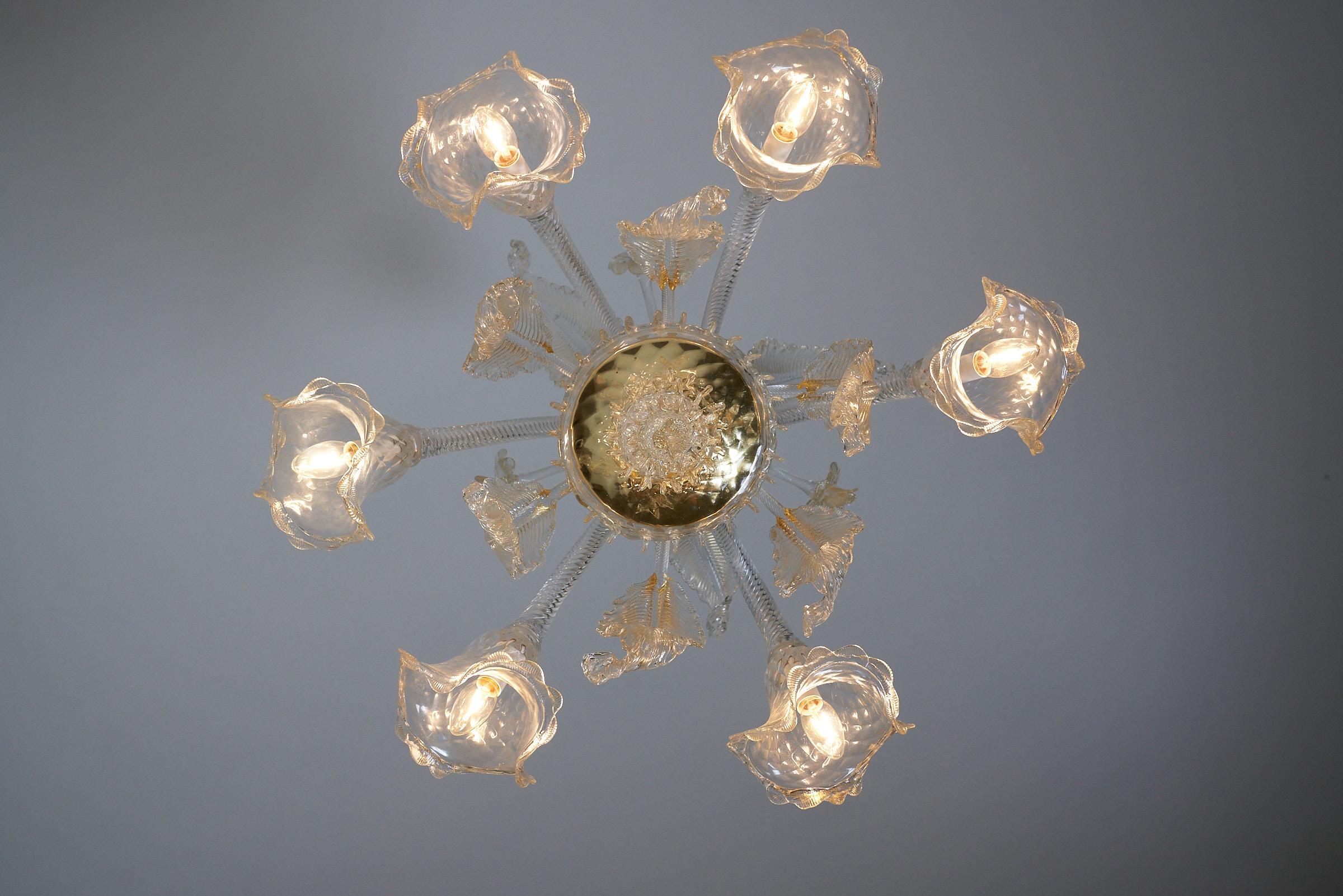 Lampadario di Murano con fiori a 6 bracci in vendita 6