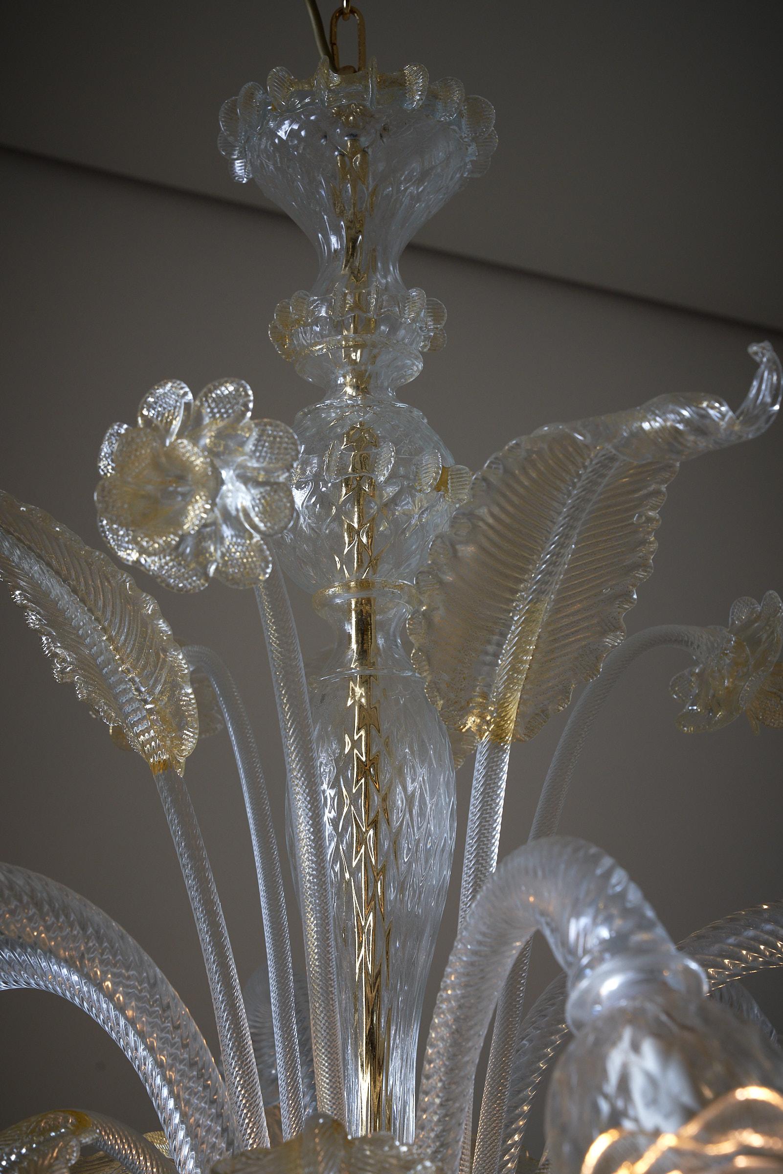 Murano Chandelier with Flowers with 6arms  For Sale 2