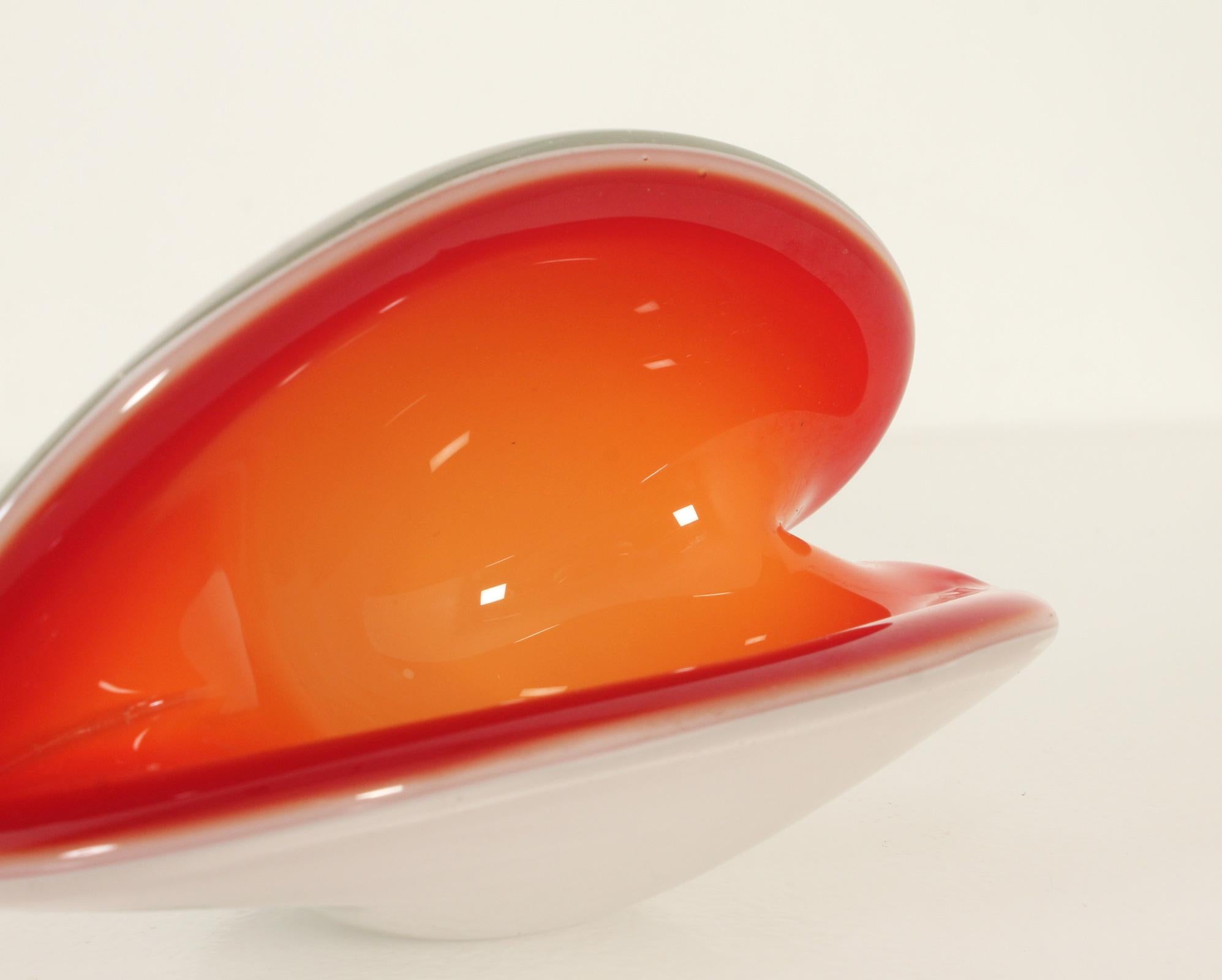 Murano Glass Murano Clam Shell Bowl with Double Position, Italy For Sale