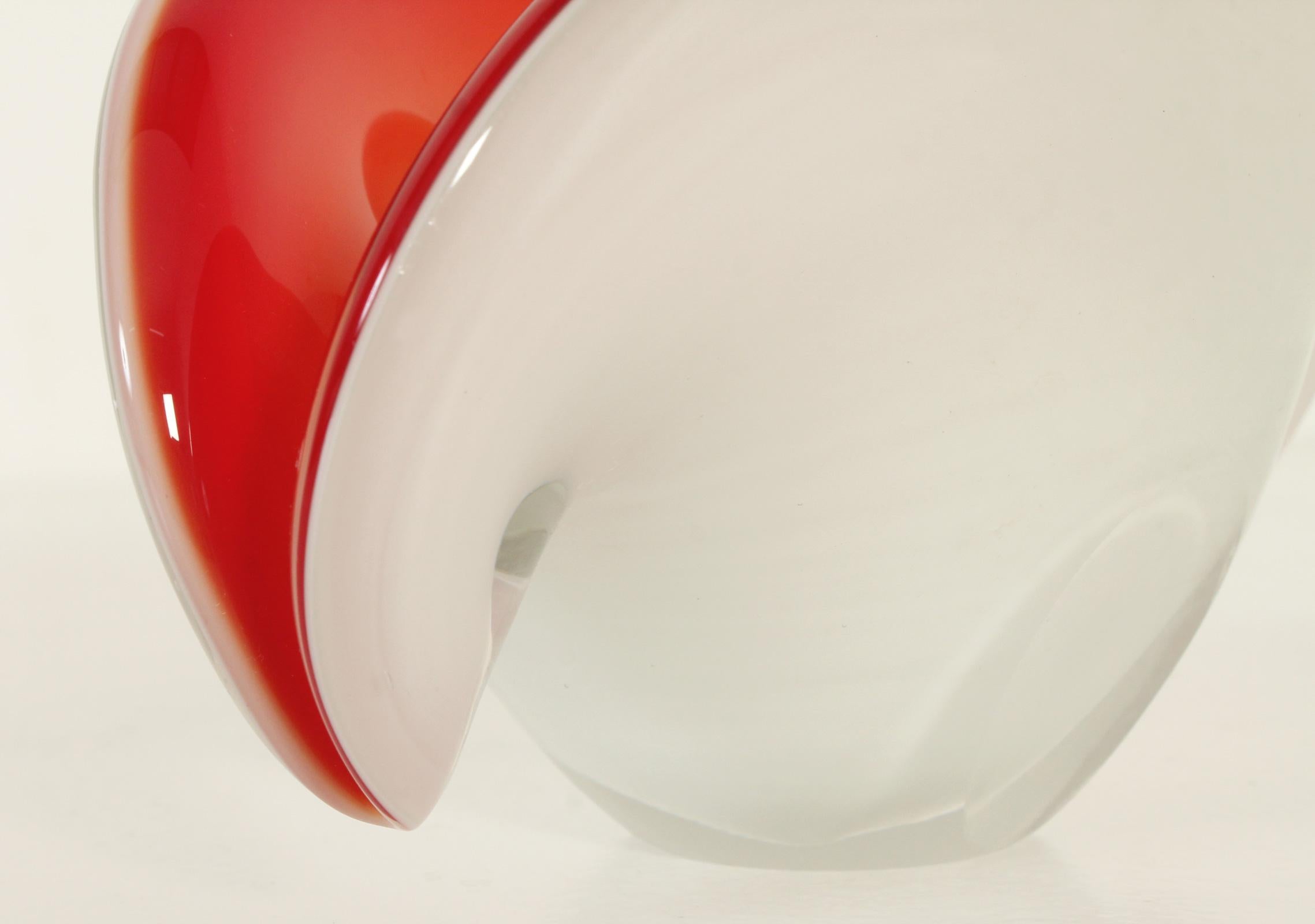 Murano Clam Shell Bowl with Double Position, Italy For Sale 1