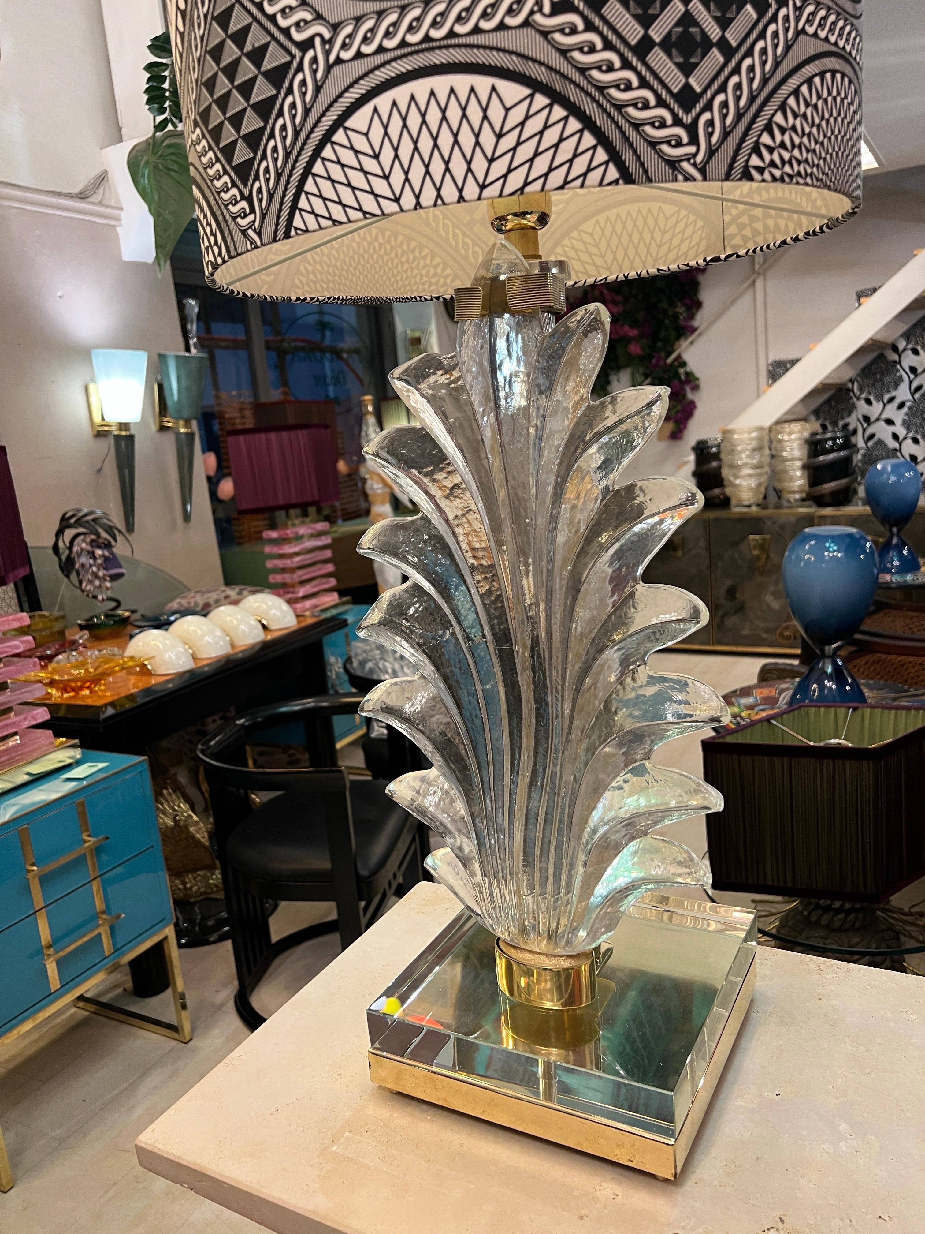 Mid-Century moderno Lampada a foglia in vetro trasparente di Murano con paralume in tessuto di Fornasetti, anni '40 in vendita