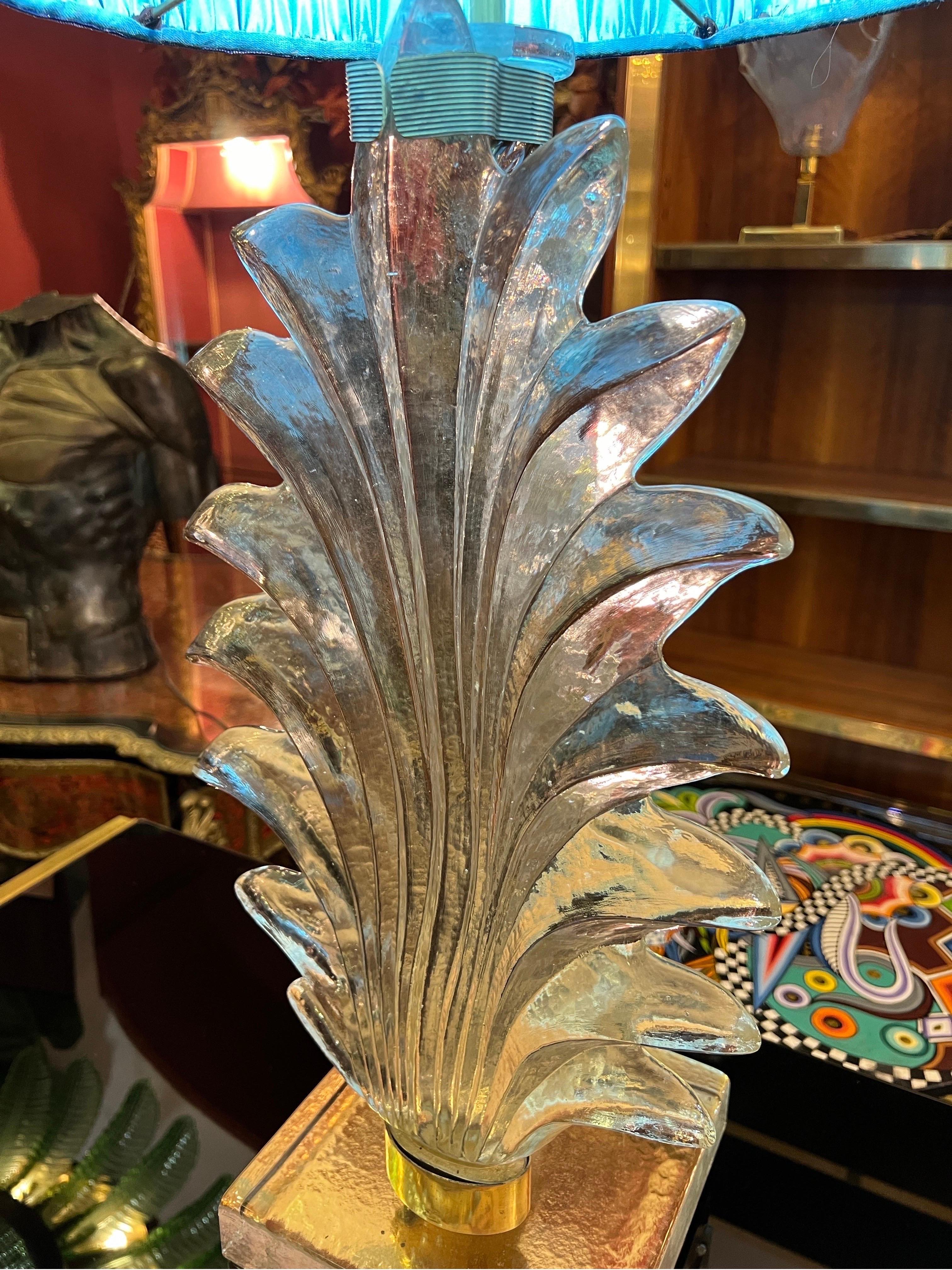 Murano Clear Glass Leaf Table Lamp with our Double Color Spiral Lampshade, 1940s For Sale 1