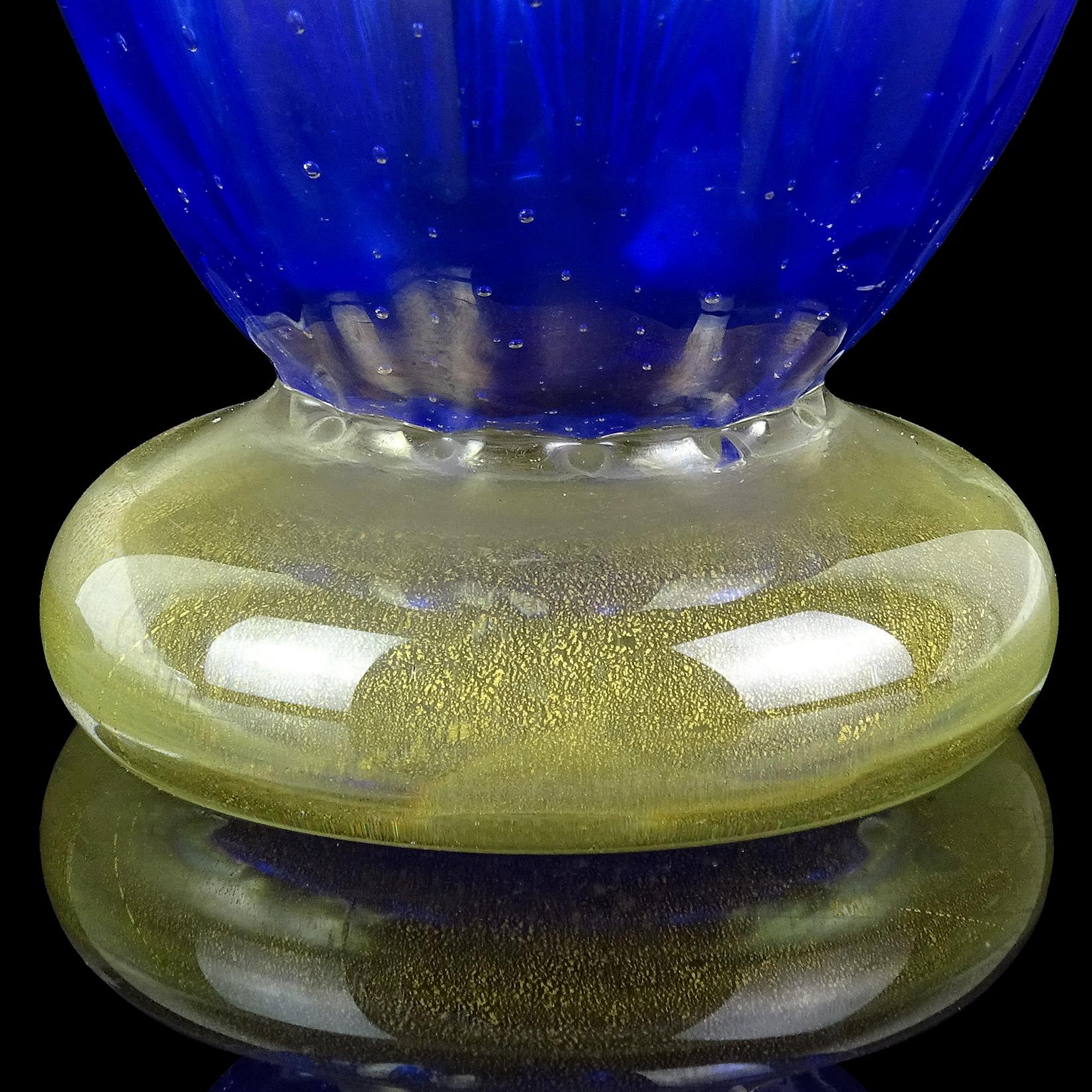 Murano Cobalt Blue Iridescent Bubbles Gold Flecks Italian Art Glass Flower Vase In Good Condition In Kissimmee, FL